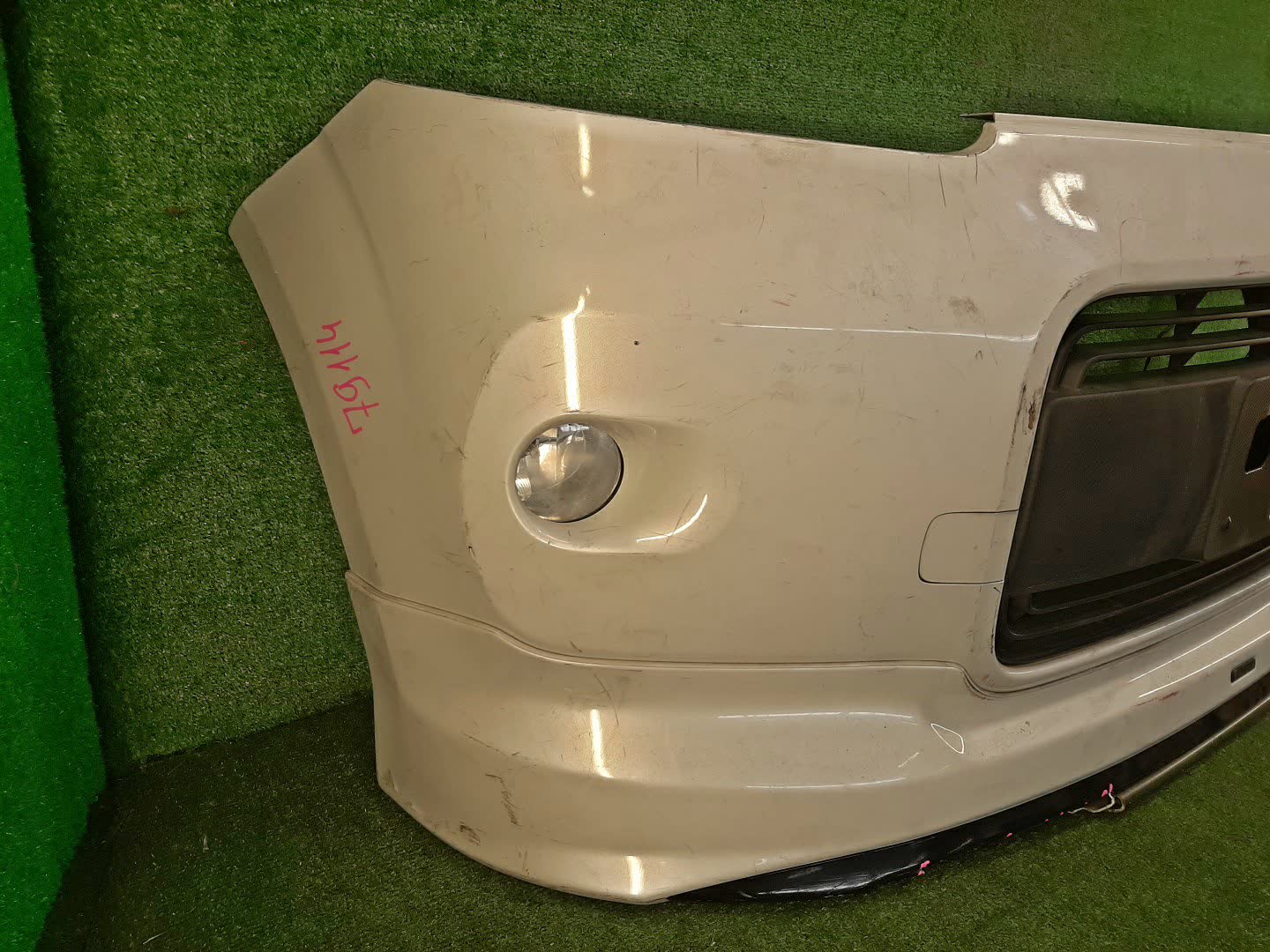 Бампер передний TOYOTA PORTE NCP141 79114 4 ракурс