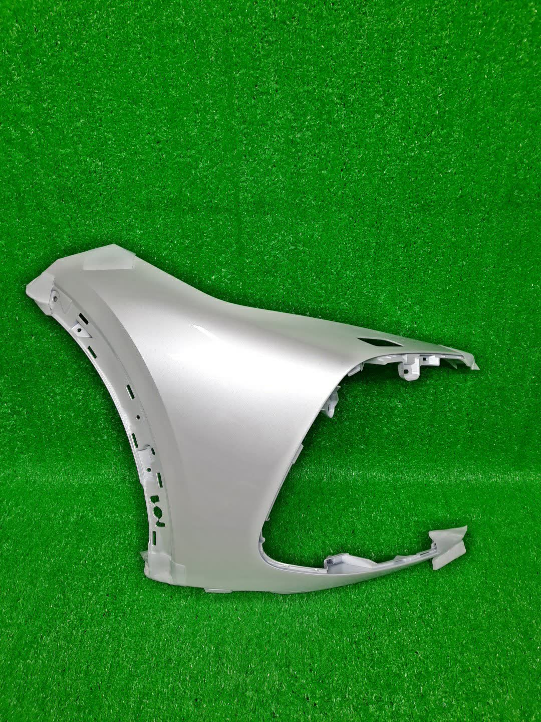 Бампер правый передний TOYOTA CROWN AZSH35 52112-30120-A0 1 ракурс