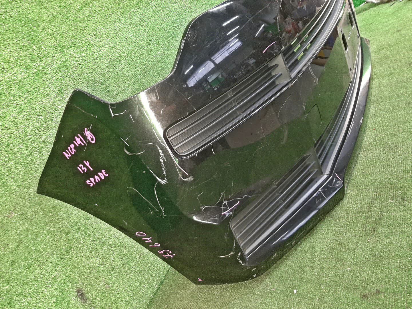 Бампер передний TOYOTA SPADE NCP141 79640 2 ракурс