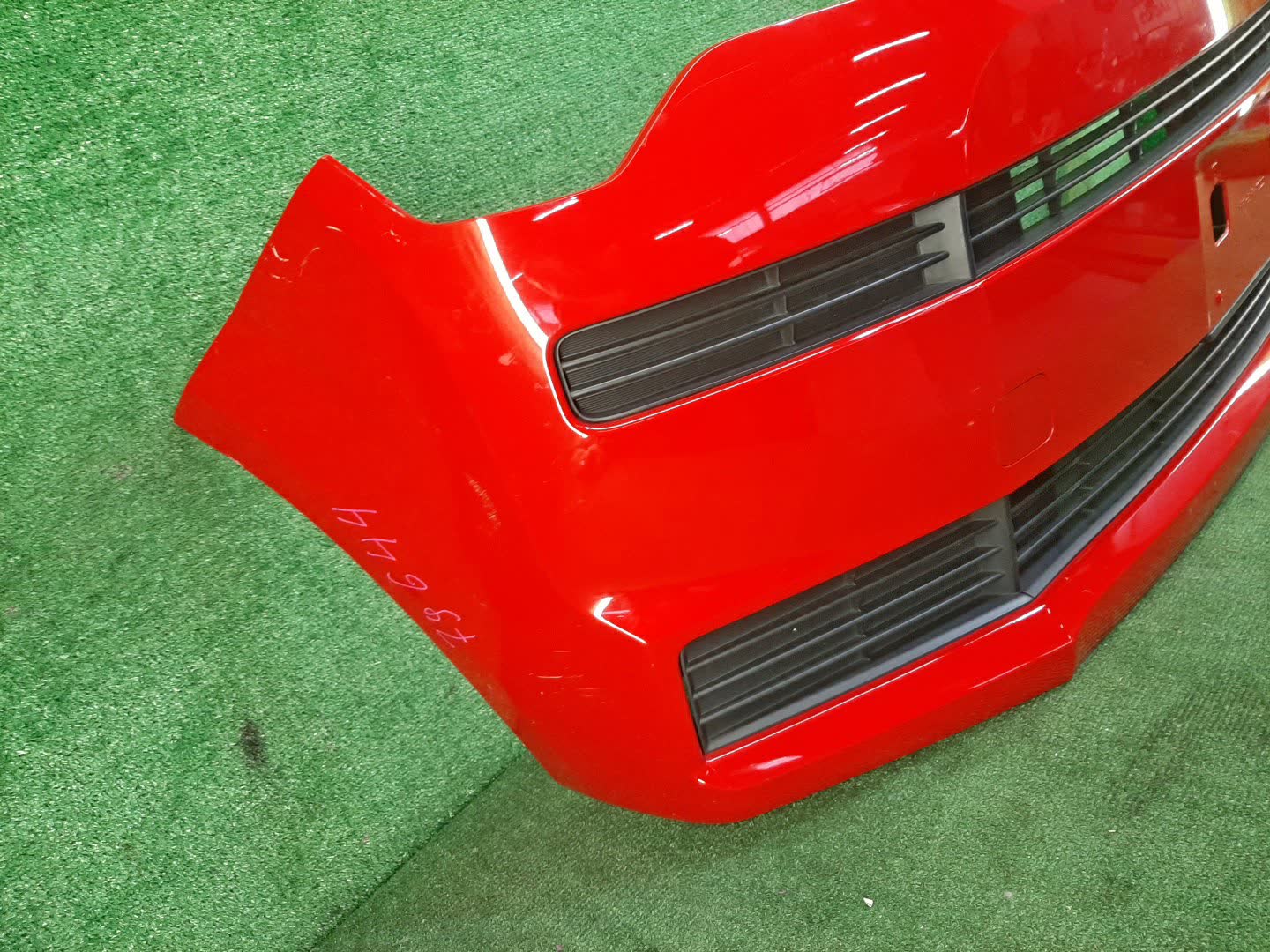 Бампер передний TOYOTA SPADE NCP141 79644 2 ракурс