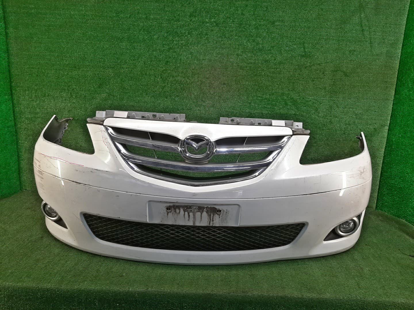 Бампер передний MAZDA MPV LW3W, LW5W, LWEW, LWFW 79663 1 ракурс