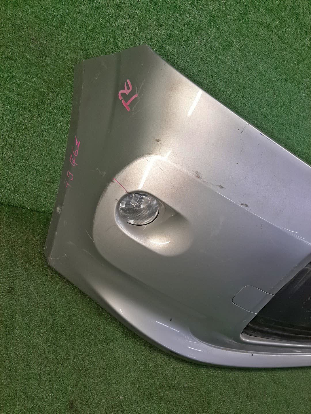 Бампер передний TOYOTA PORTE NSP140 79761 2 ракурс