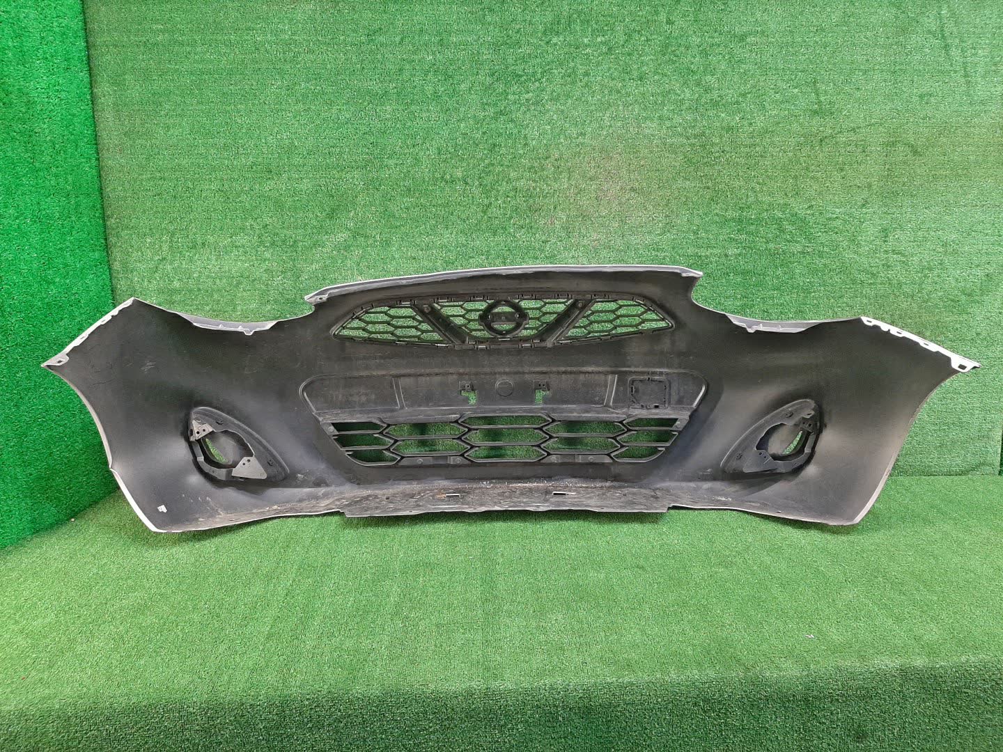 Бампер передний NISSAN MARCH K13 80015 4 ракурс