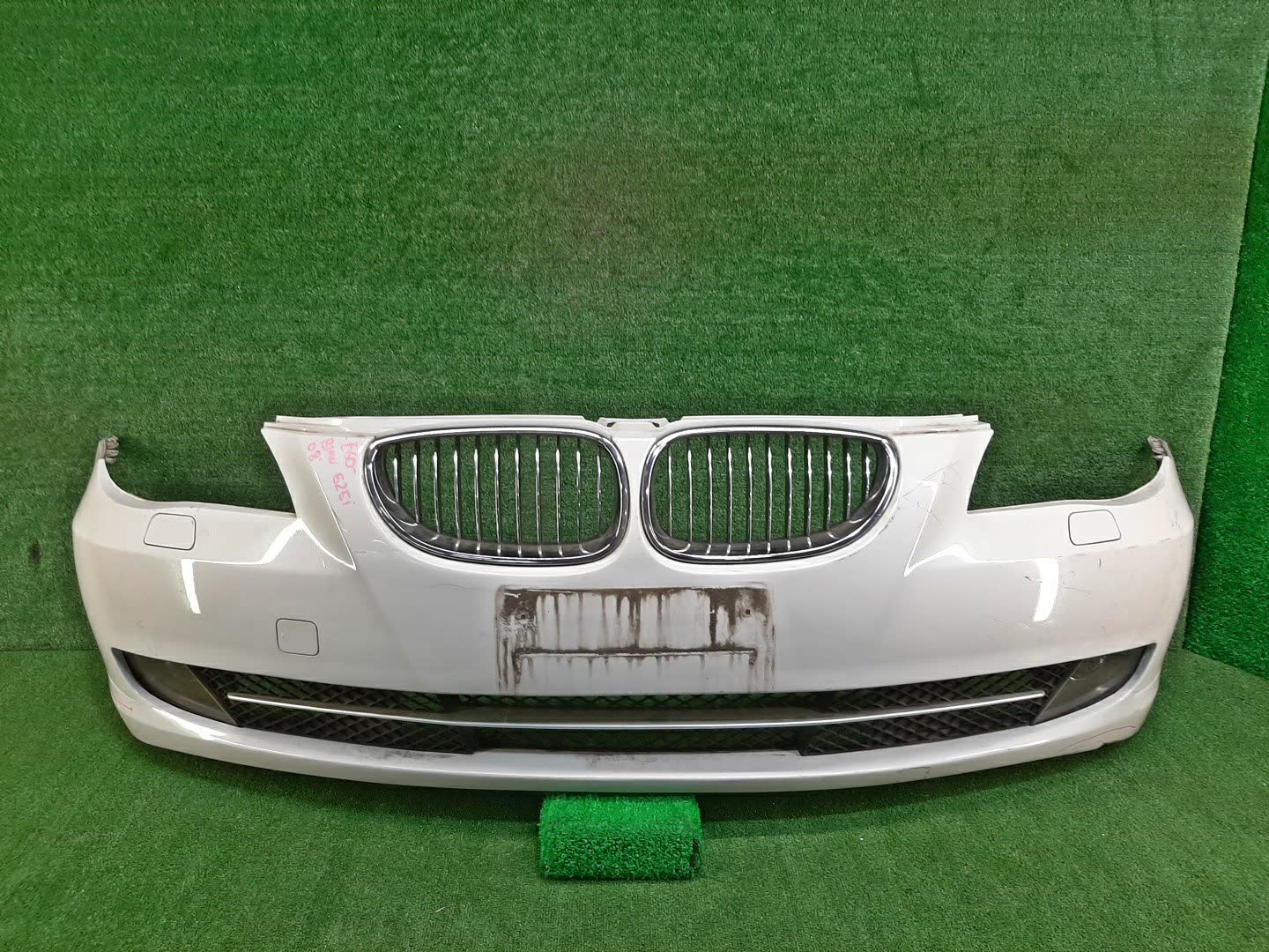 Бампер передний BMW 5-Series, 530i, 540i, 520i, 523i, 525i, 530xi, 545i, 550i, 525xi E61, E60 80204 1 ракурс