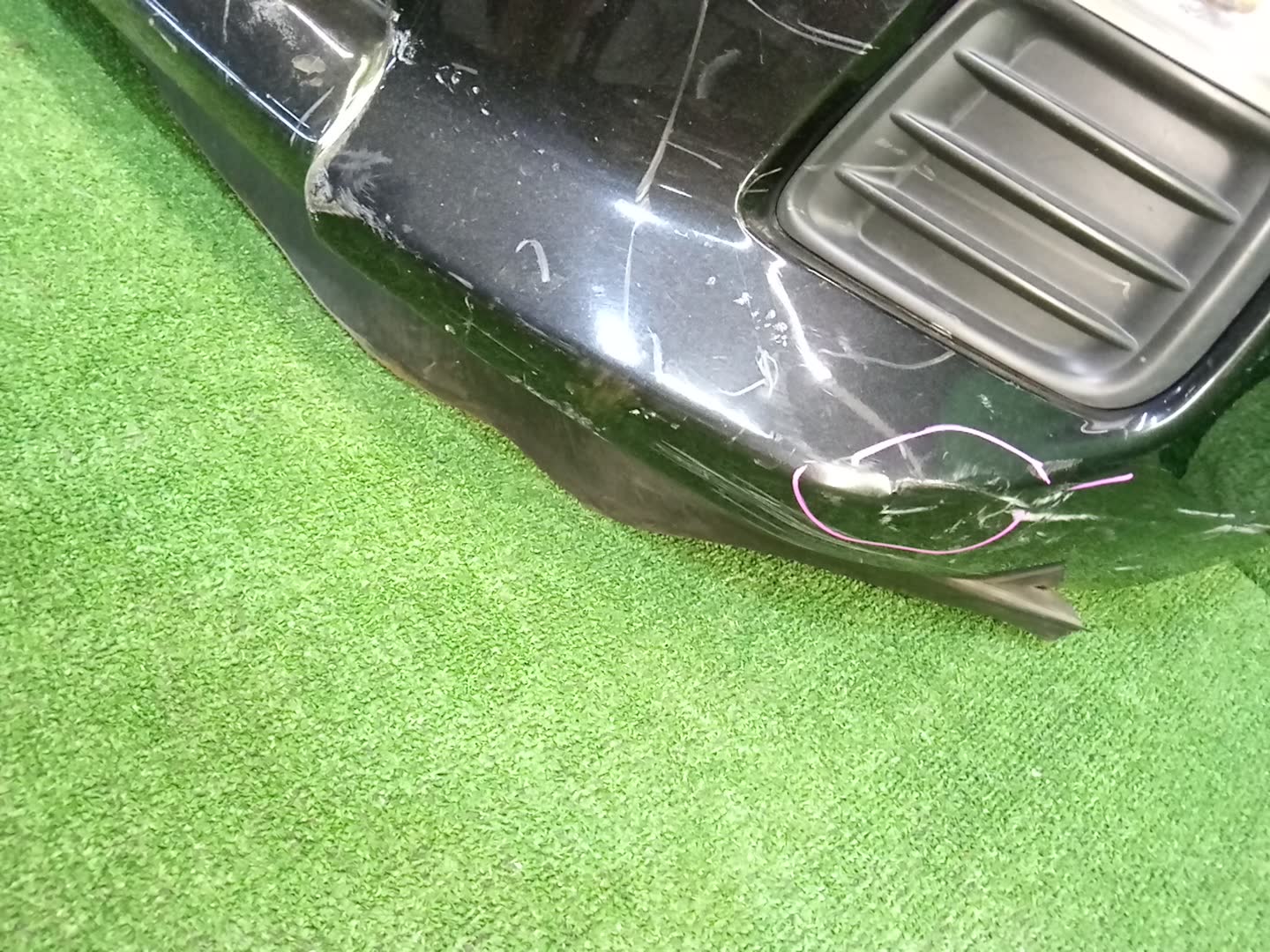 Бампер передний TOYOTA AQUA NHP10 80447 5 ракурс