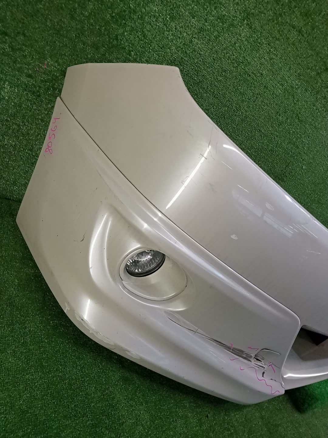 Бампер передний SUBARU EXIGA YA5 80564 2 ракурс Бампер передний SUBARU EXIGA YA5 80564 2 ракурс