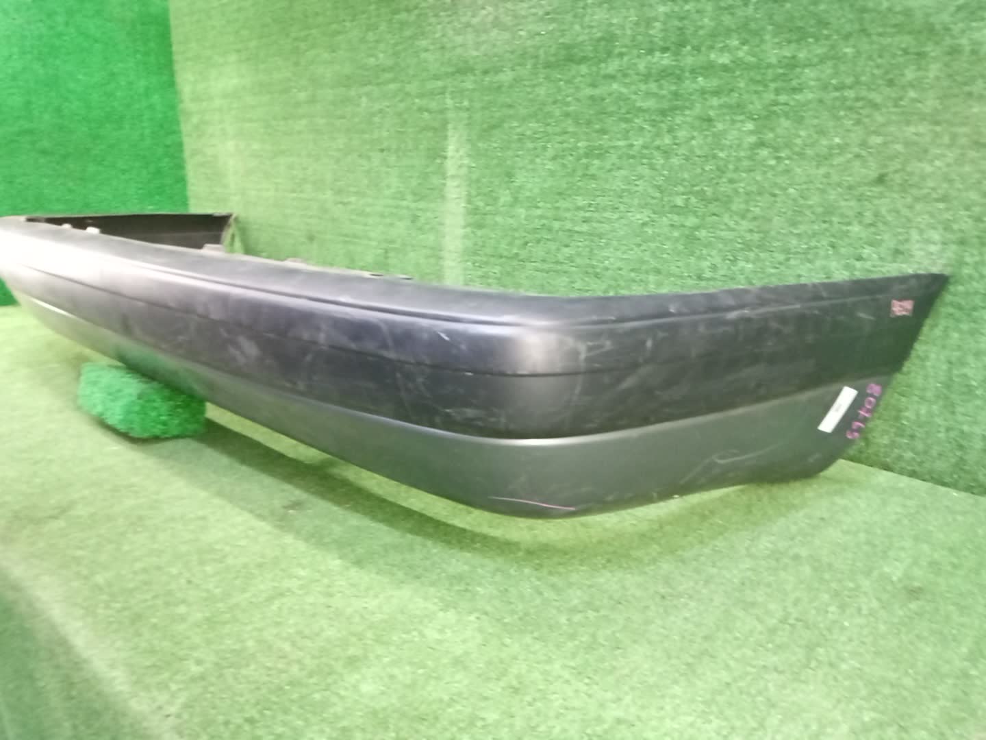Бампер задний TOYOTA COROLLA AE111, AE114, AE110, EE111, CE110, CE114 80765 3 ракурс Бампер задний TOYOTA COROLLA AE111, AE114, AE110, EE111, CE110, CE114 80765 3 ракурс