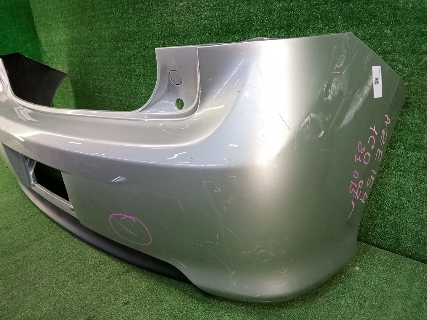 Бампер задний TOYOTA BLADE AZE156H, AZE154H 81015 3 ракурс Бампер задний TOYOTA BLADE AZE156H, AZE154H 81015 3 ракурс