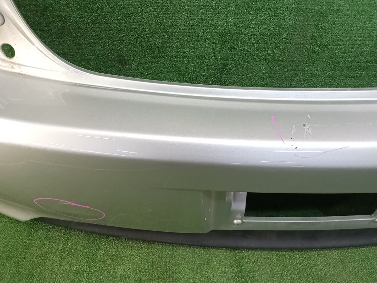 Бампер задний TOYOTA BLADE AZE156H, AZE154H 81015 5 ракурс Бампер задний TOYOTA BLADE AZE156H, AZE154H 81015 5 ракурс