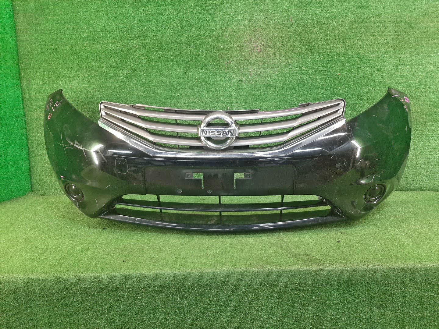 Бампер передний NISSAN NOTE E12 81054 1 ракурс