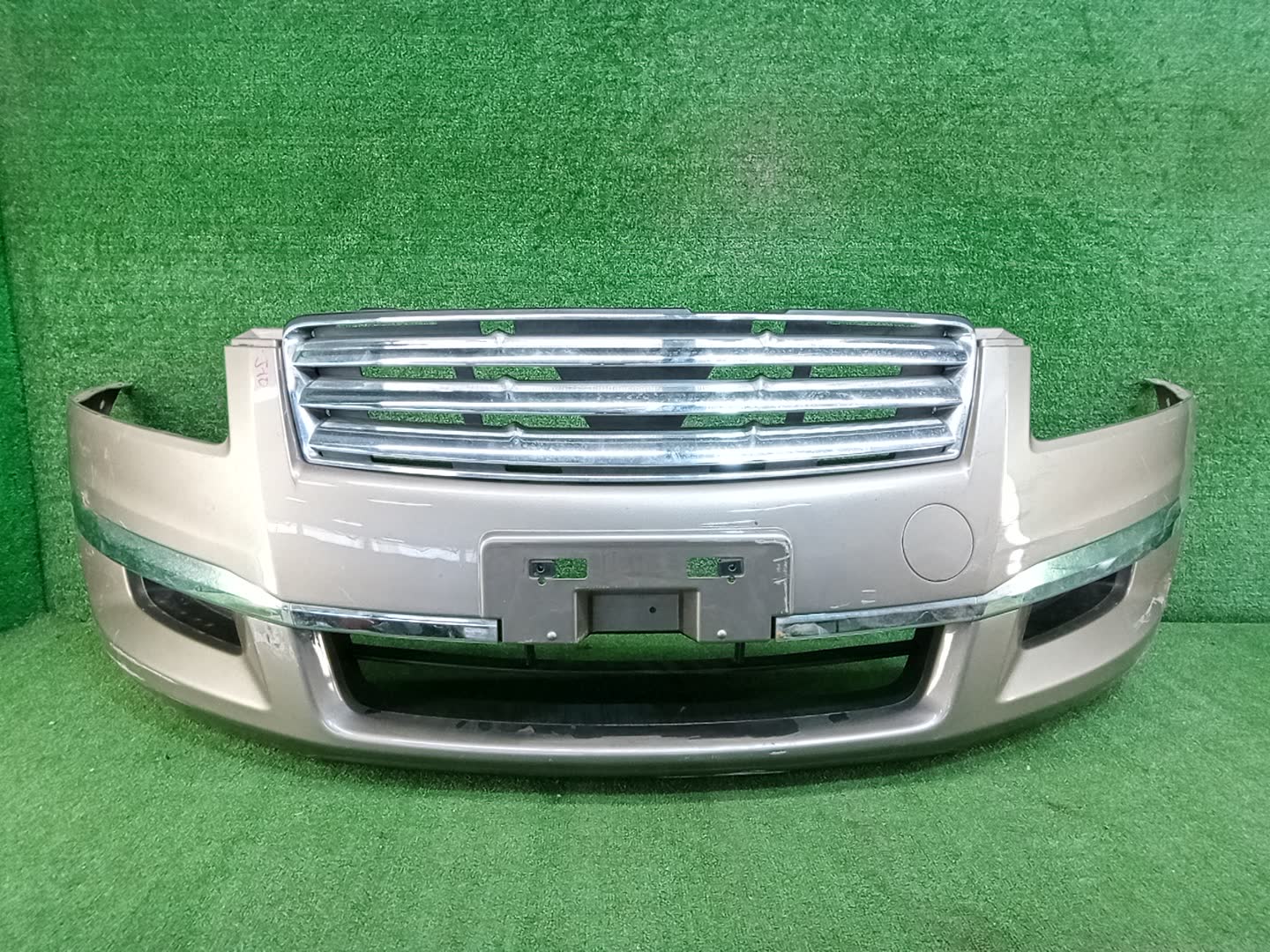 Бампер передний NISSAN DUALIS J10, KNJ10, KJ10, NJ10 81132 1 ракурс