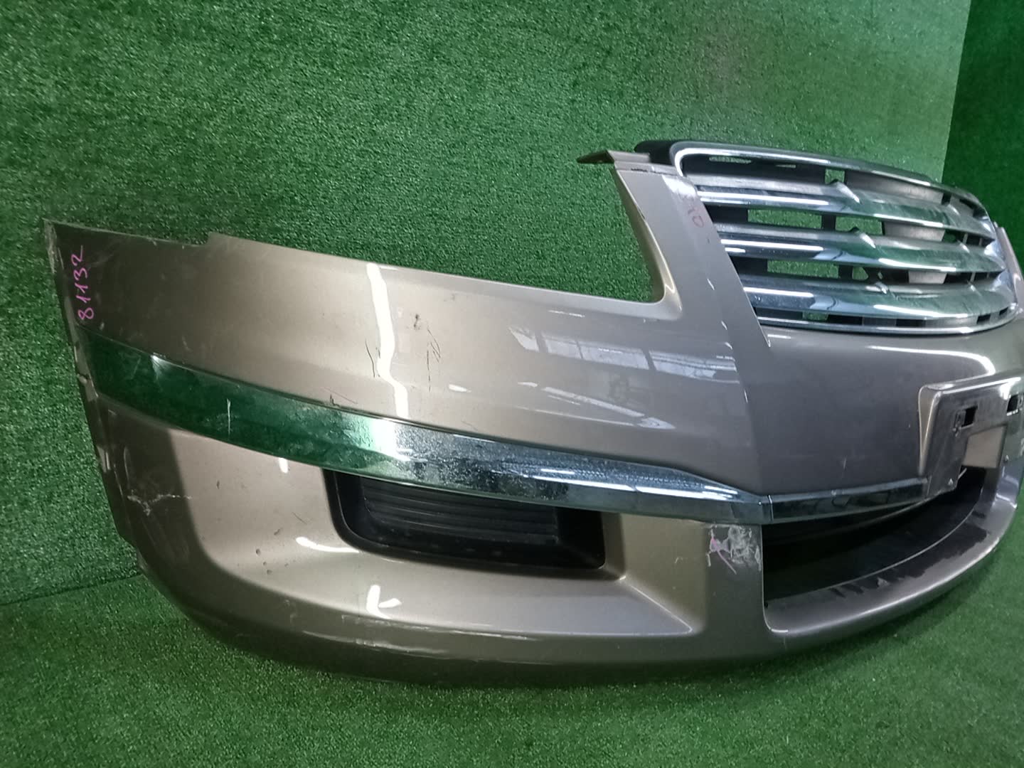 Бампер передний NISSAN DUALIS J10, KNJ10, KJ10, NJ10 81132 2 ракурс