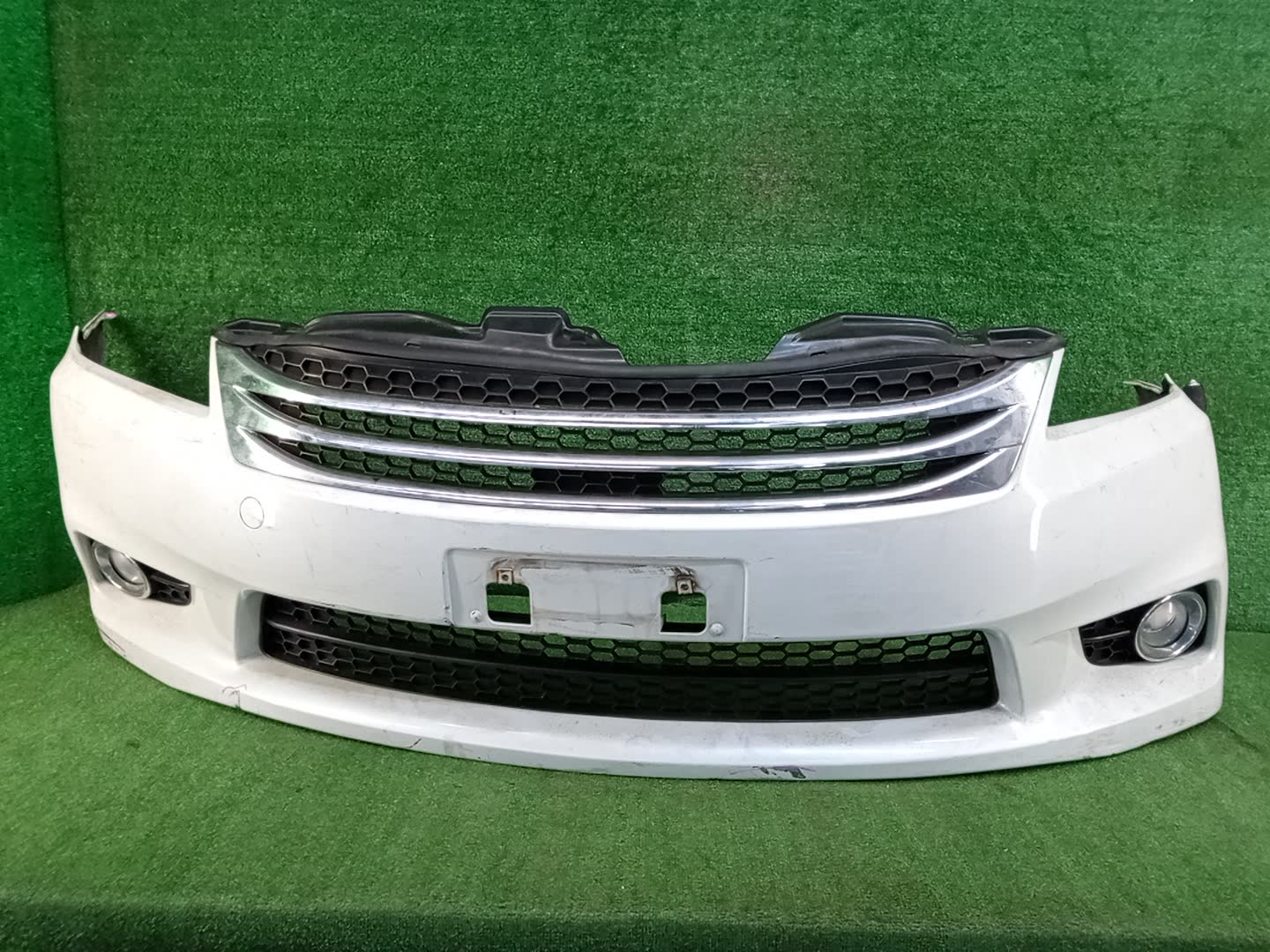 Бампер передний TOYOTA MARK X ZIO GGA10, ANA15, ANA10 81653 1 ракурс