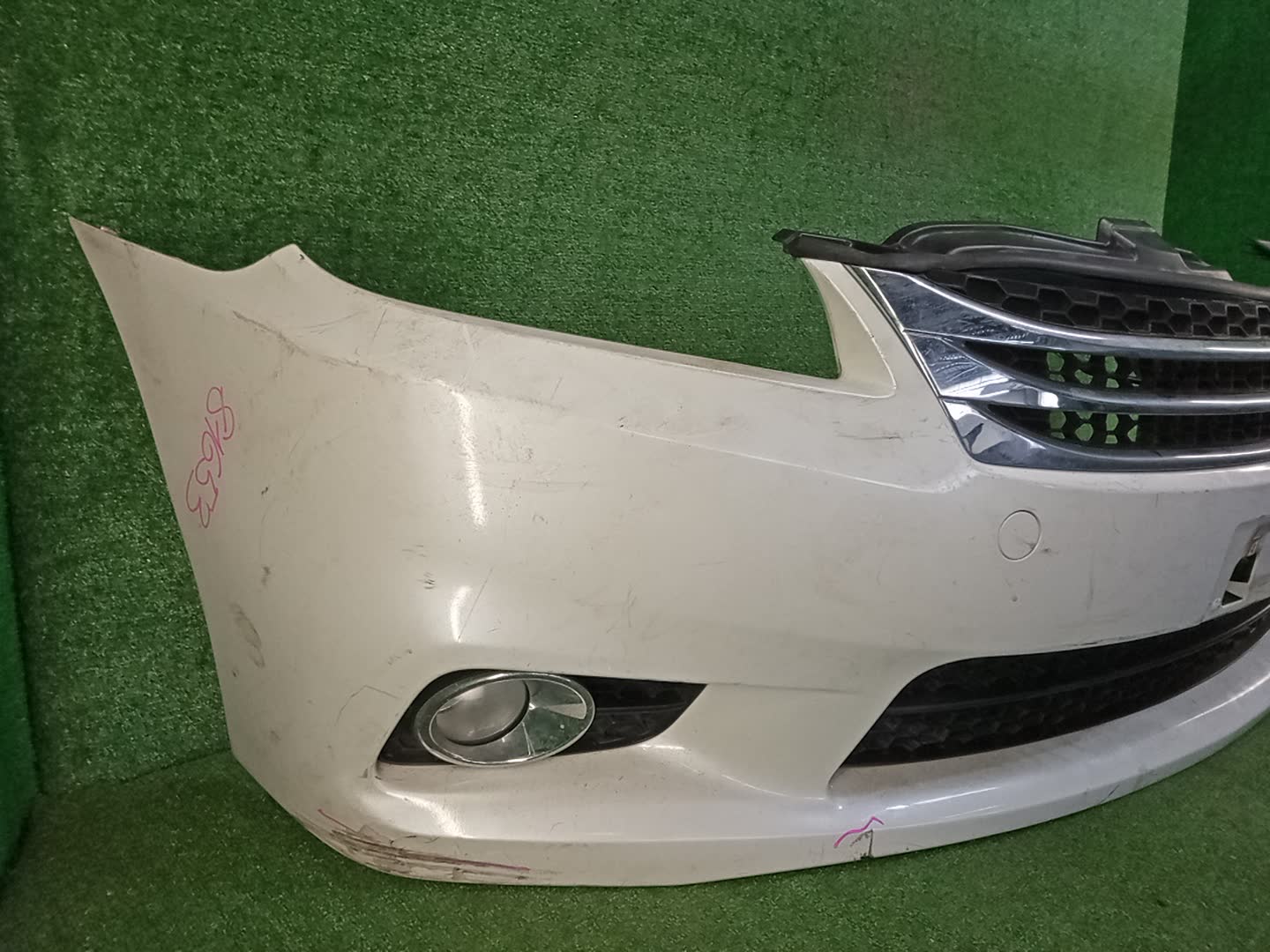 Бампер передний TOYOTA MARK X ZIO GGA10, ANA15, ANA10 81653 2 ракурс