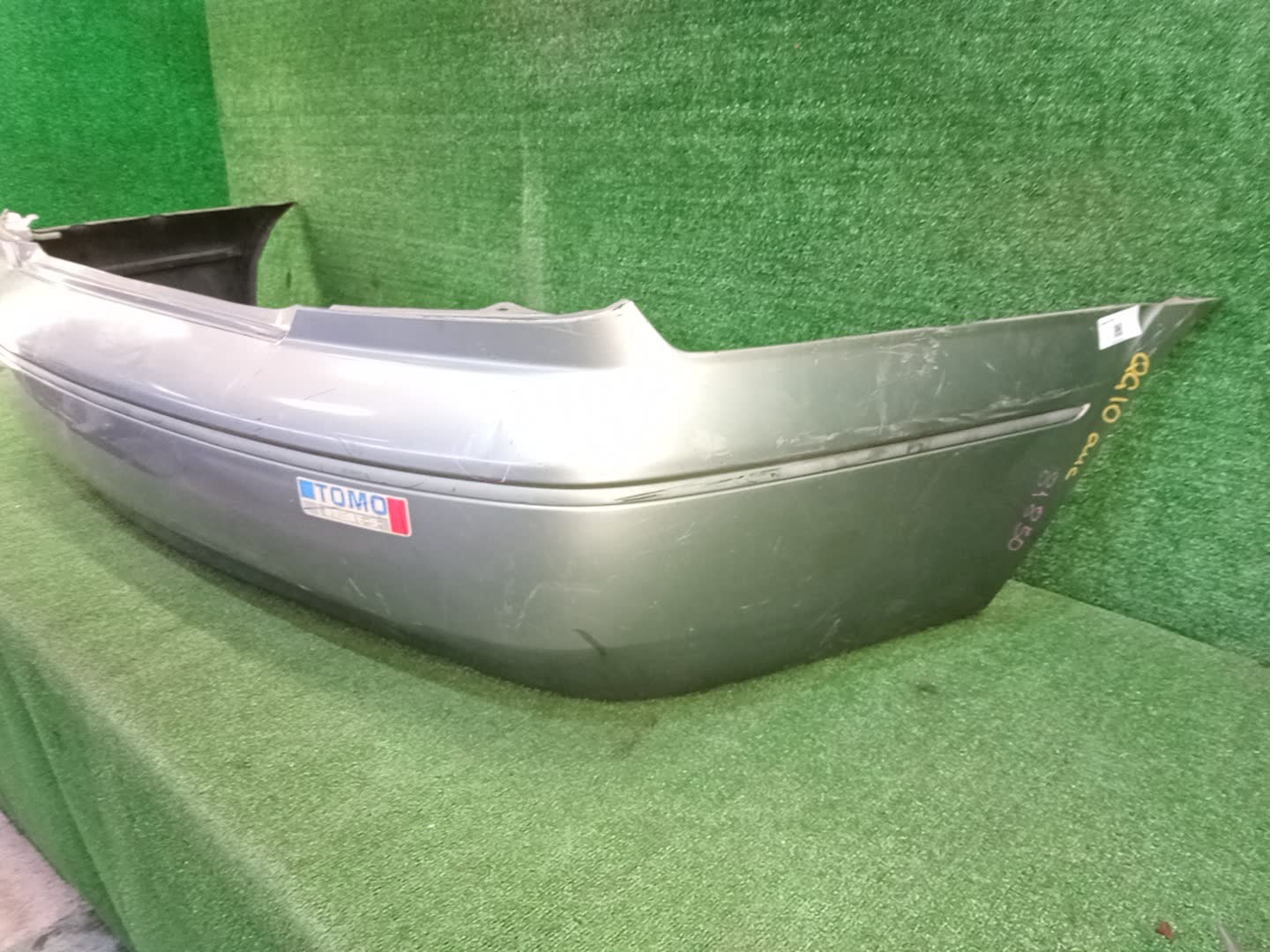 Бампер задний NISSAN BLUEBIRD SYLPHY G10, QG10, FG10, TG10, QNG10 81850 2 ракурс