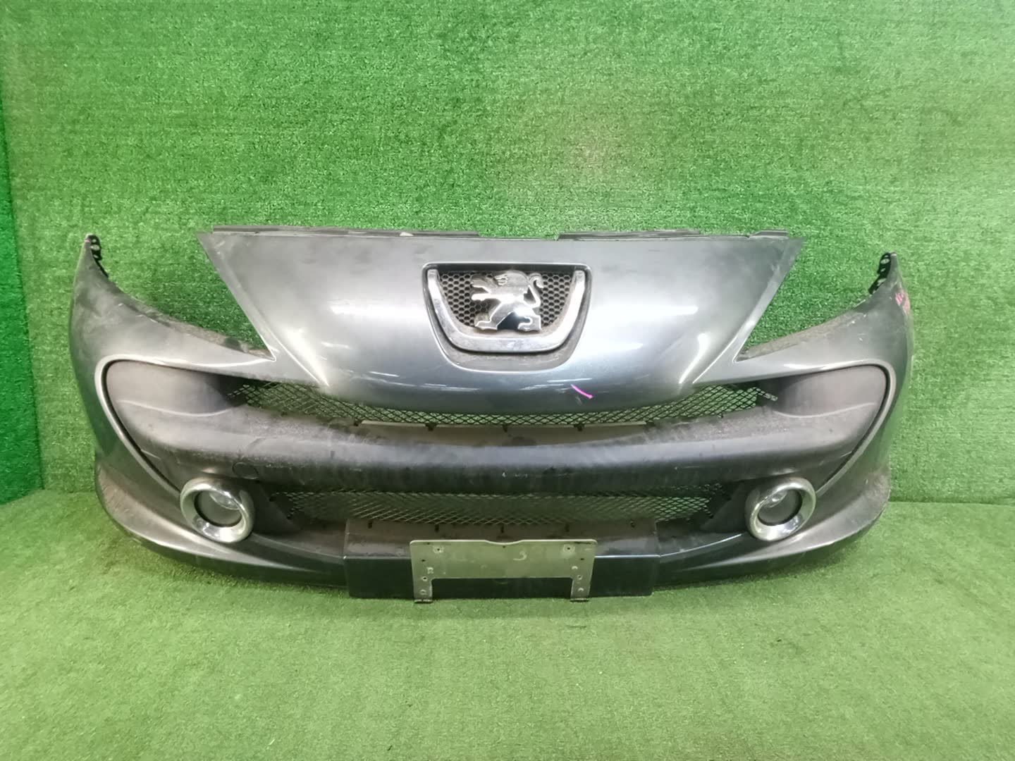 Бампер передний PEUGEOT 207 WC 81874 1 ракурс