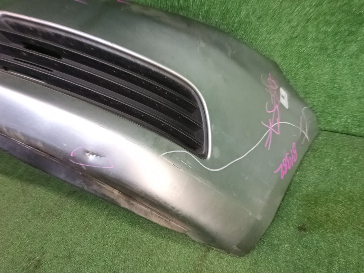 Бампер передний SUZUKI KIZASHI RE91S 81982 5 ракурс
