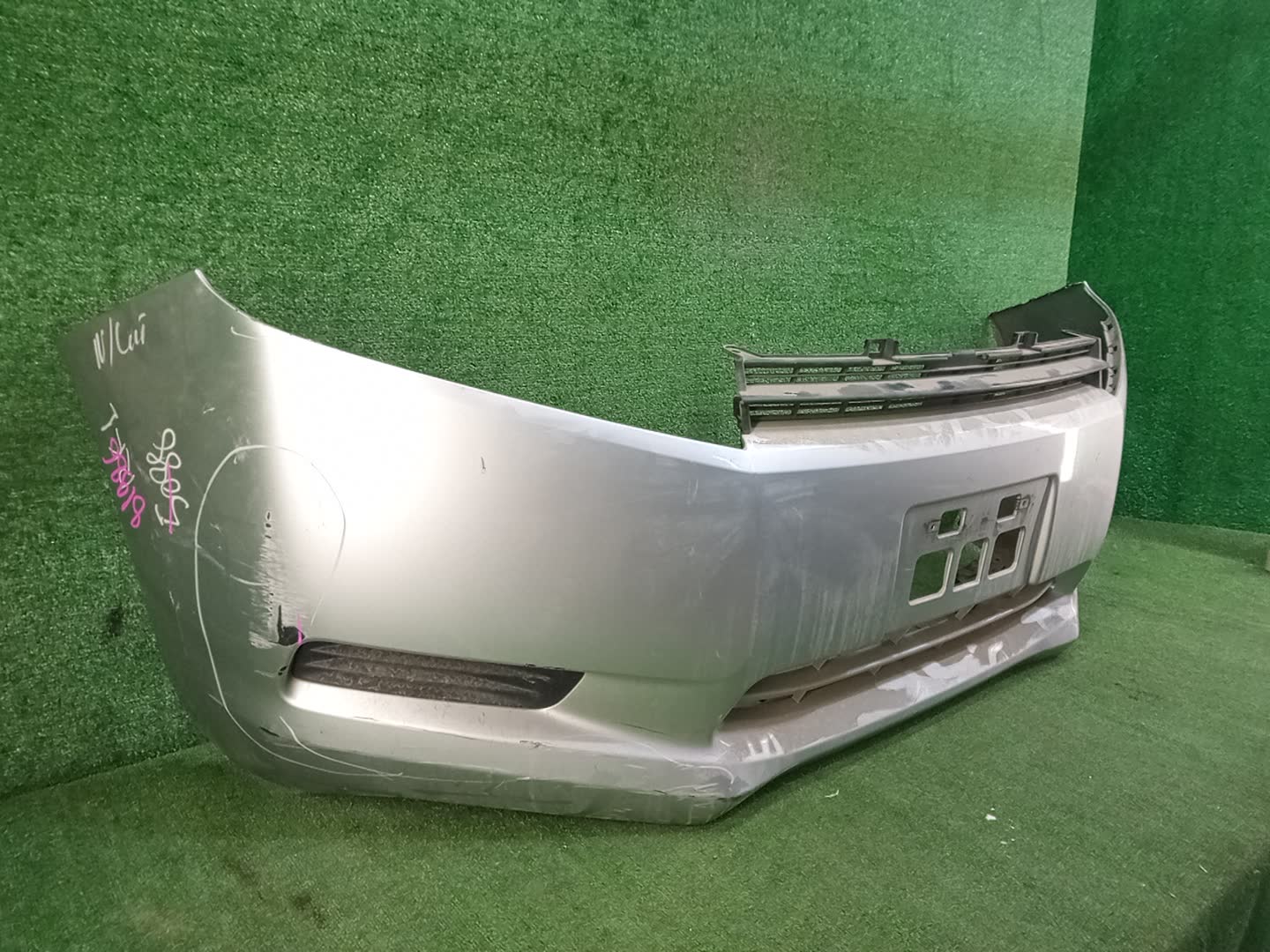 Бампер передний HONDA STEPWGN RK1, RK2, RK4, RK5, RK3, RK6, RK7 81986 3 ракурс