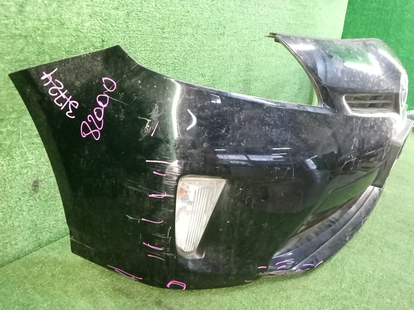 Бампер передний TOYOTA PRIUS ZVW30 82000 5 ракурс