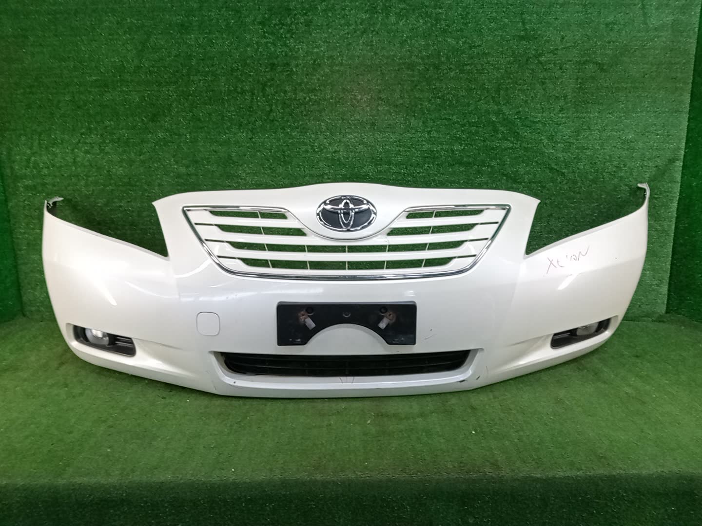 Бампер передний TOYOTA CAMRY, ALTIS AHV40, GSV40, ACV40, ACV45, ACV40N, ACV45N 82122 1 ракурс