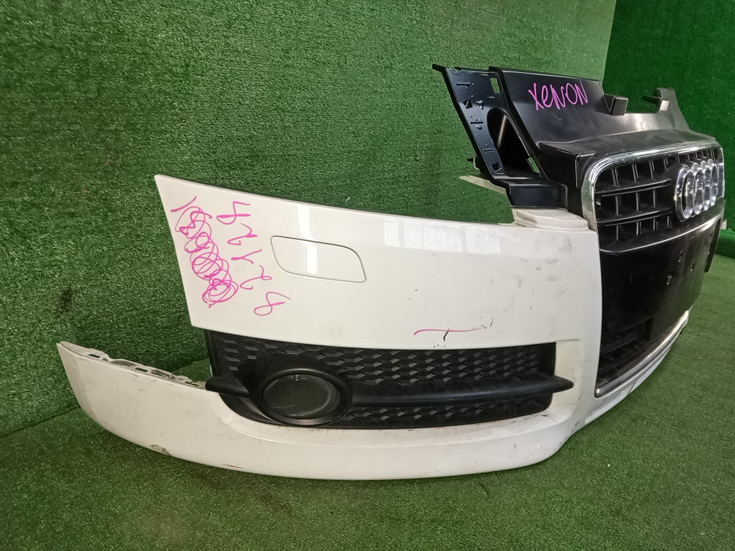 Бампер передний AUDI TT 8J9, 8J3 8J0807105A 4 ракурс