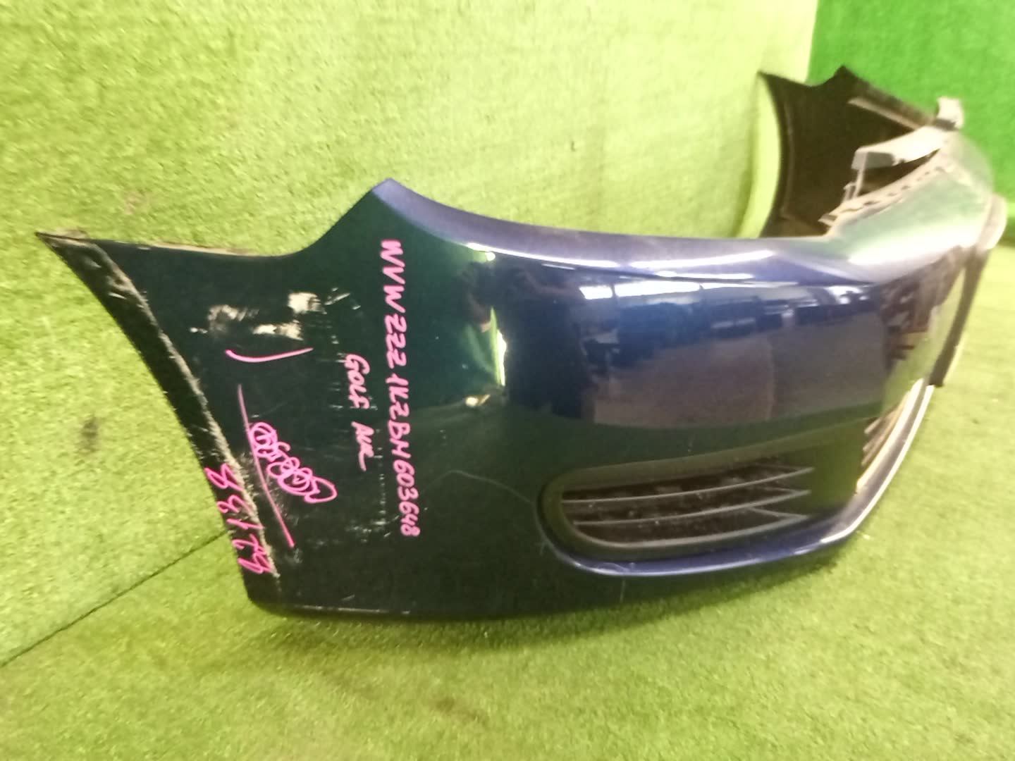 Бампер передний VOLKSWAGEN GOLF 5K1, MK6, AJ5 82138 5 ракурс