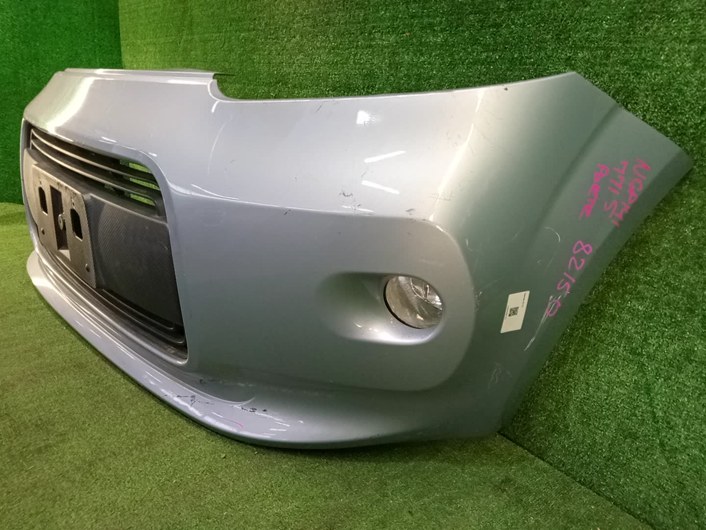 Бампер передний TOYOTA PORTE NCP141 82150 2 ракурс