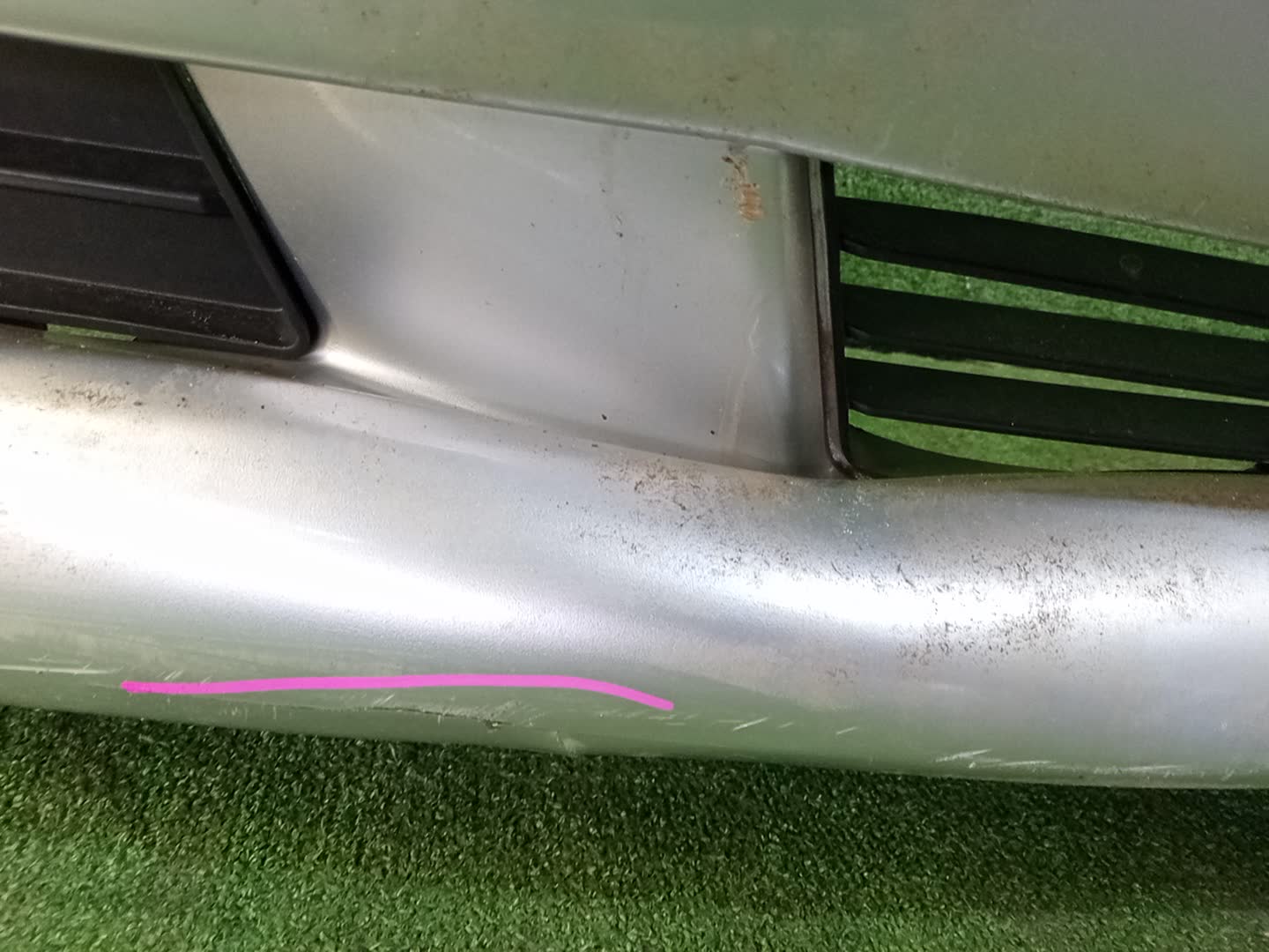 Бампер передний TOYOTA IPSUM ACM21W, ACM26W 82300 4 ракурс