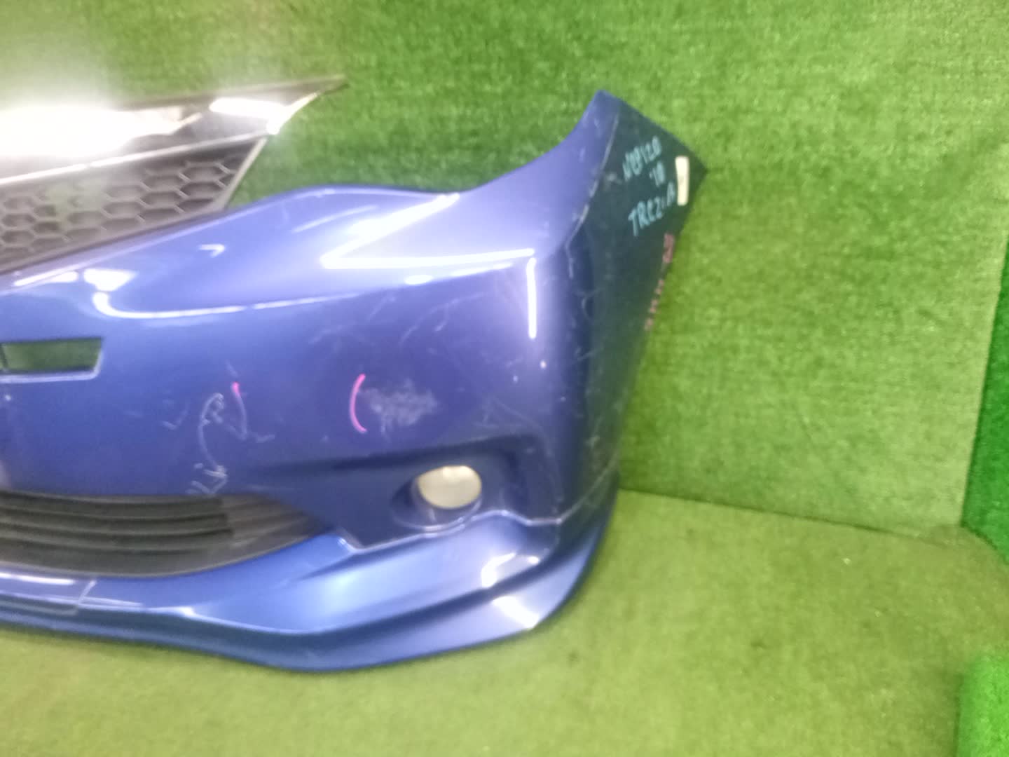 Бампер передний SUBARU TREZIA NCP120, NCP125, NSP120 82445 2 ракурс