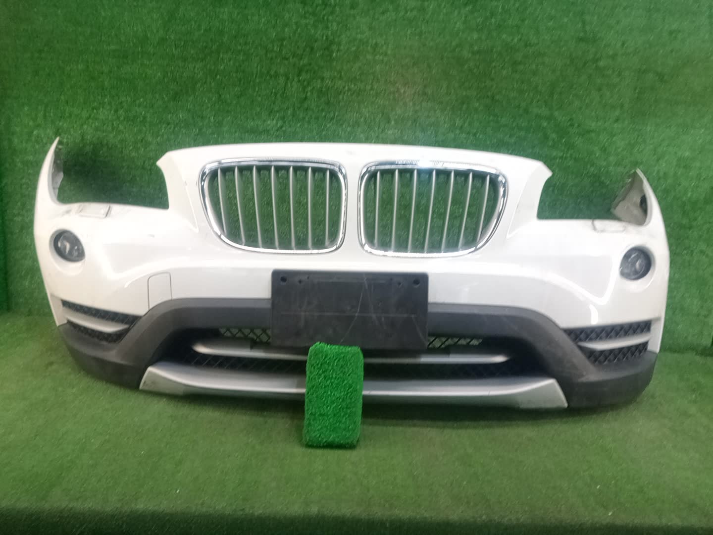 Бампер передний BMW X1 E84 82611 1 ракурс