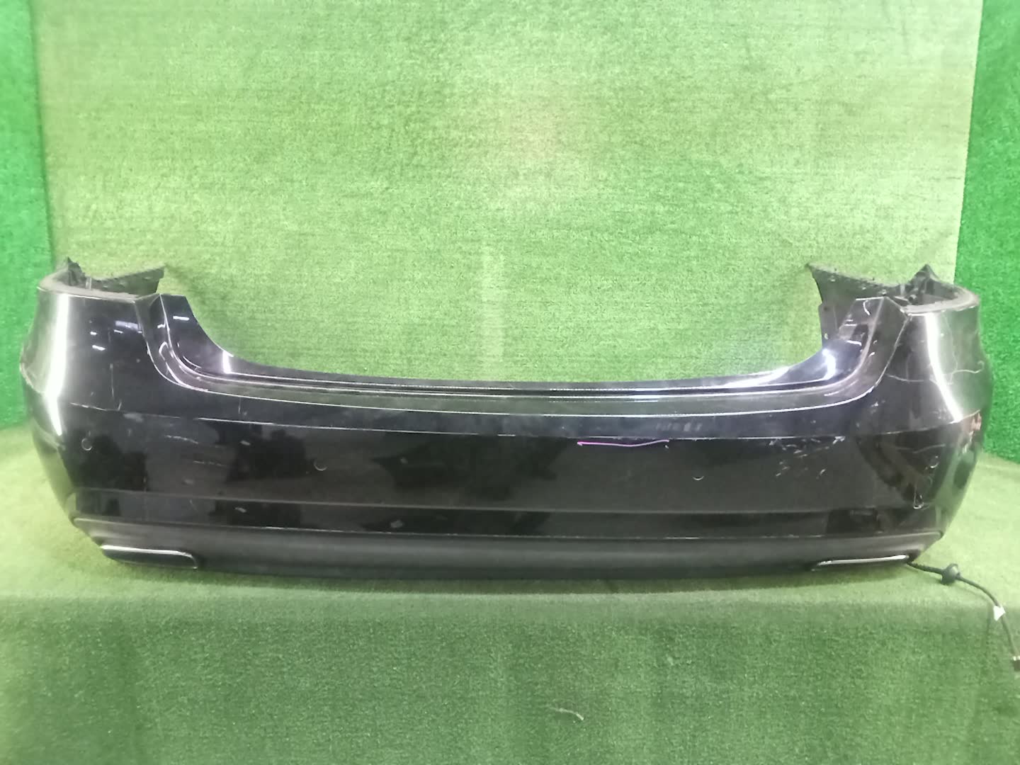 Бампер задний MERCEDES-BENZ E-Class W212 82842 1 ракурс