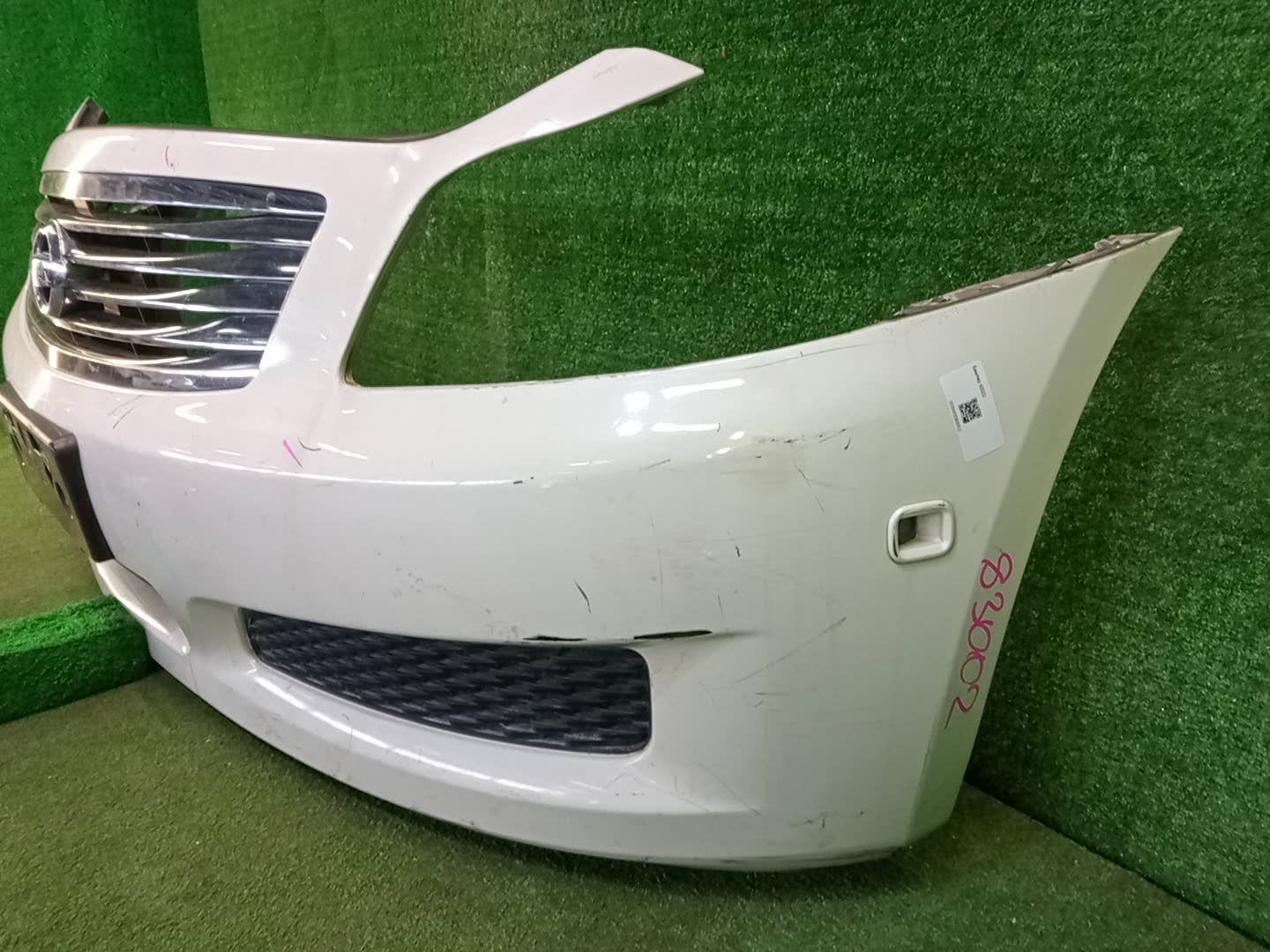 Бампер передний NISSAN SKYLINE V36 83002 2 ракурс