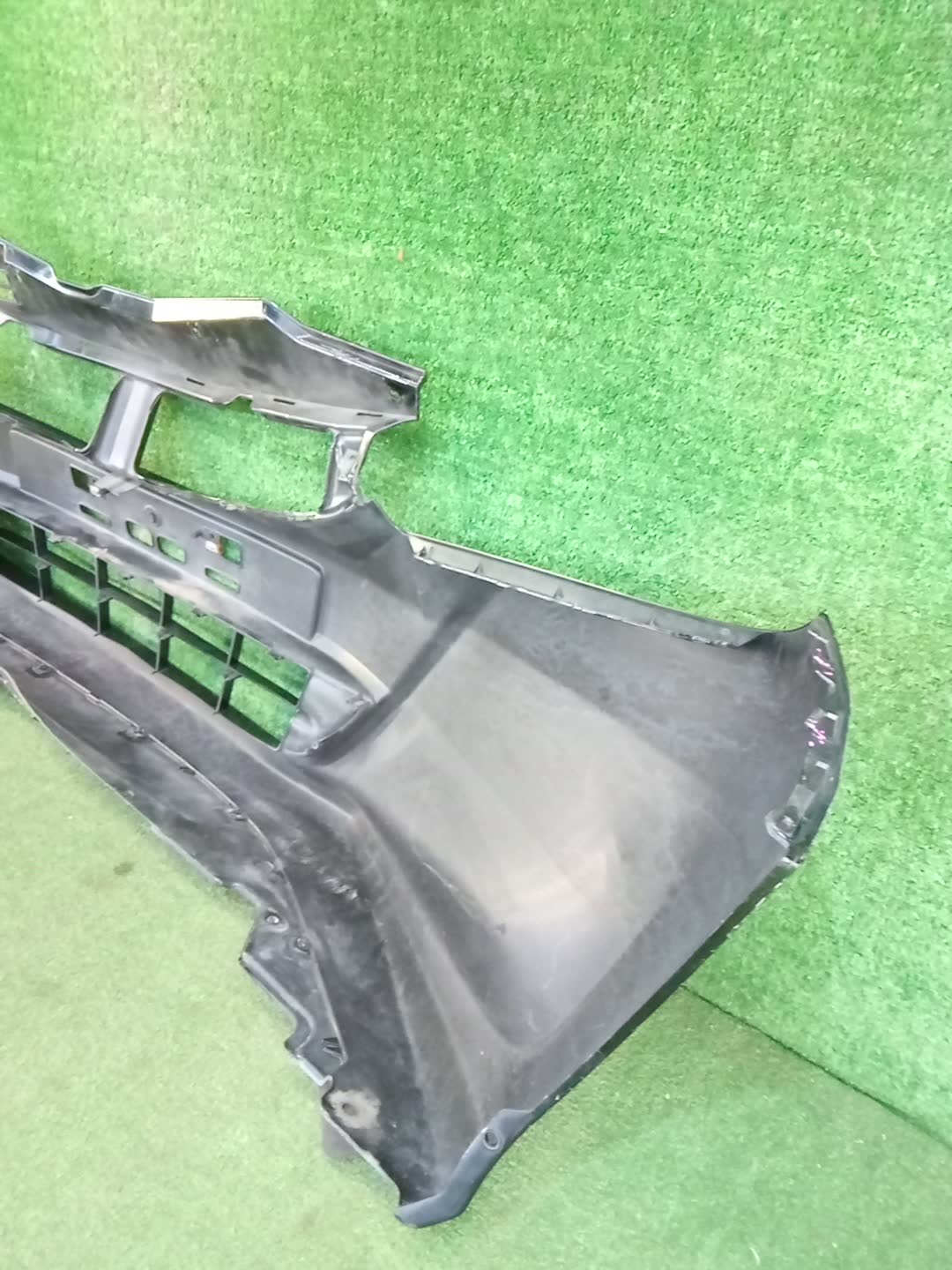 Бампер передний HONDA FIT GE6, GP1, GP4, GE7, GE8, GE9 83028 5 ракурс
