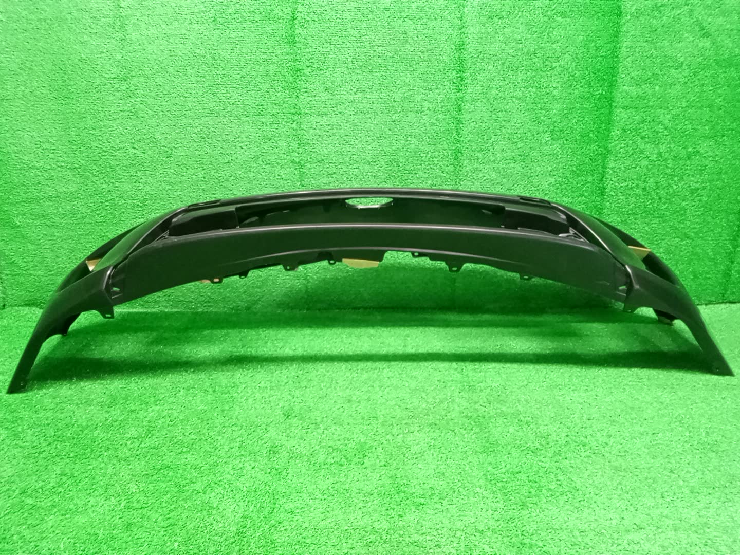 Бампер передний TOYOTA PRIUS ZVW30 52119-47966 4 ракурс