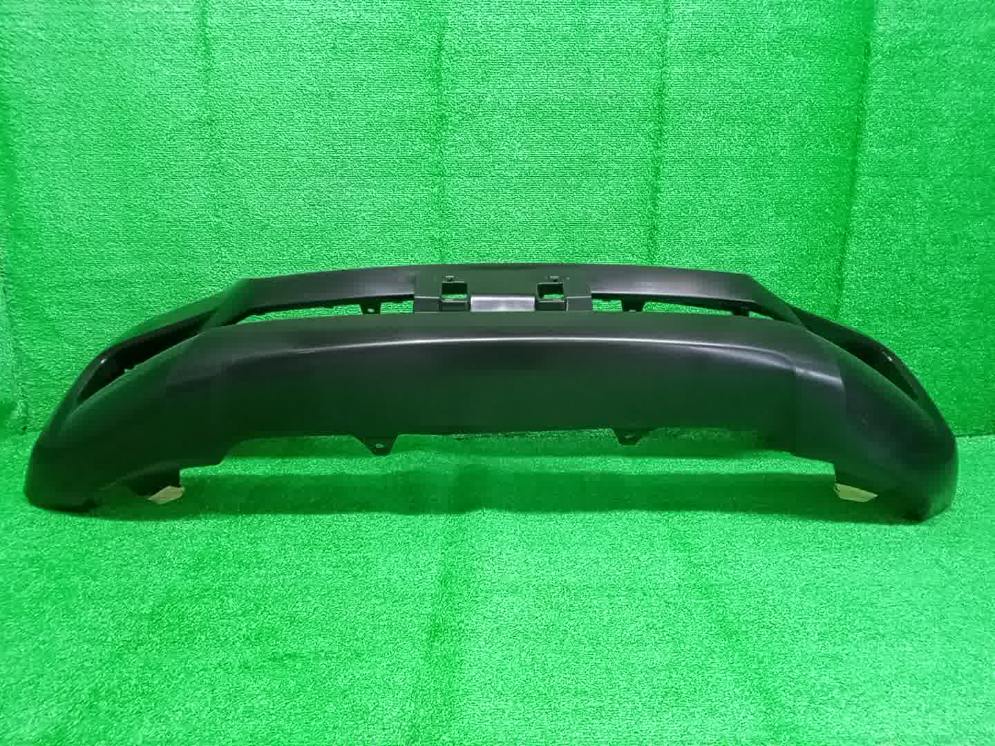 Бампер передний TOYOTA LAND CRUISER URJ202 52119-6B959 4 ракурс