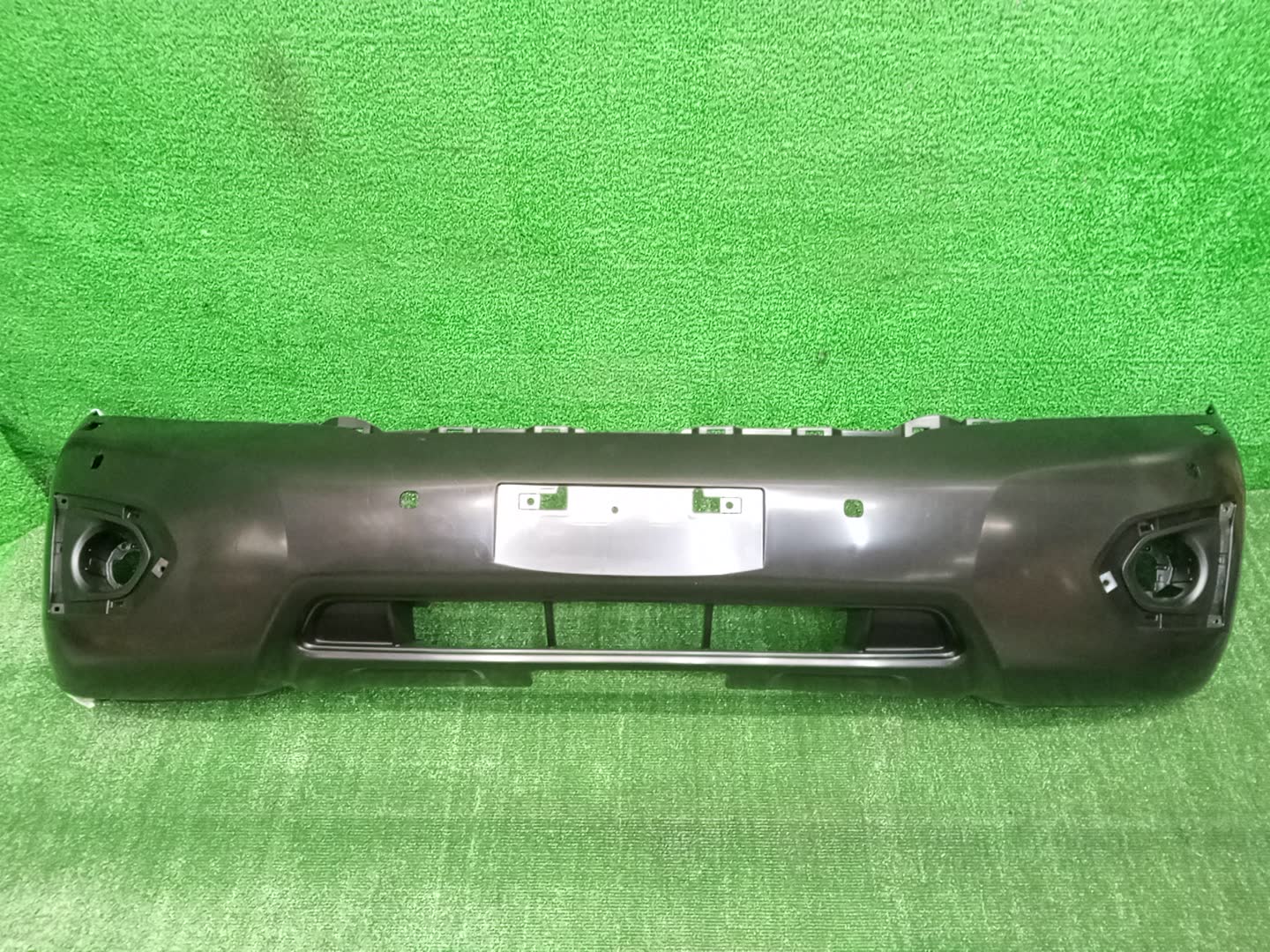 Бампер передний NISSAN PATROL Y62 62022-1V82H 1 ракурс Бампер передний NISSAN PATROL Y62 62022-1V82H 1 ракурс