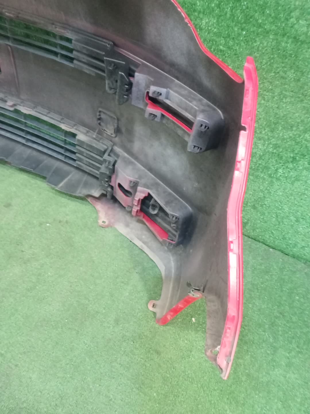 Бампер передний TOYOTA SPADE NCP141 83965 4 ракурс
