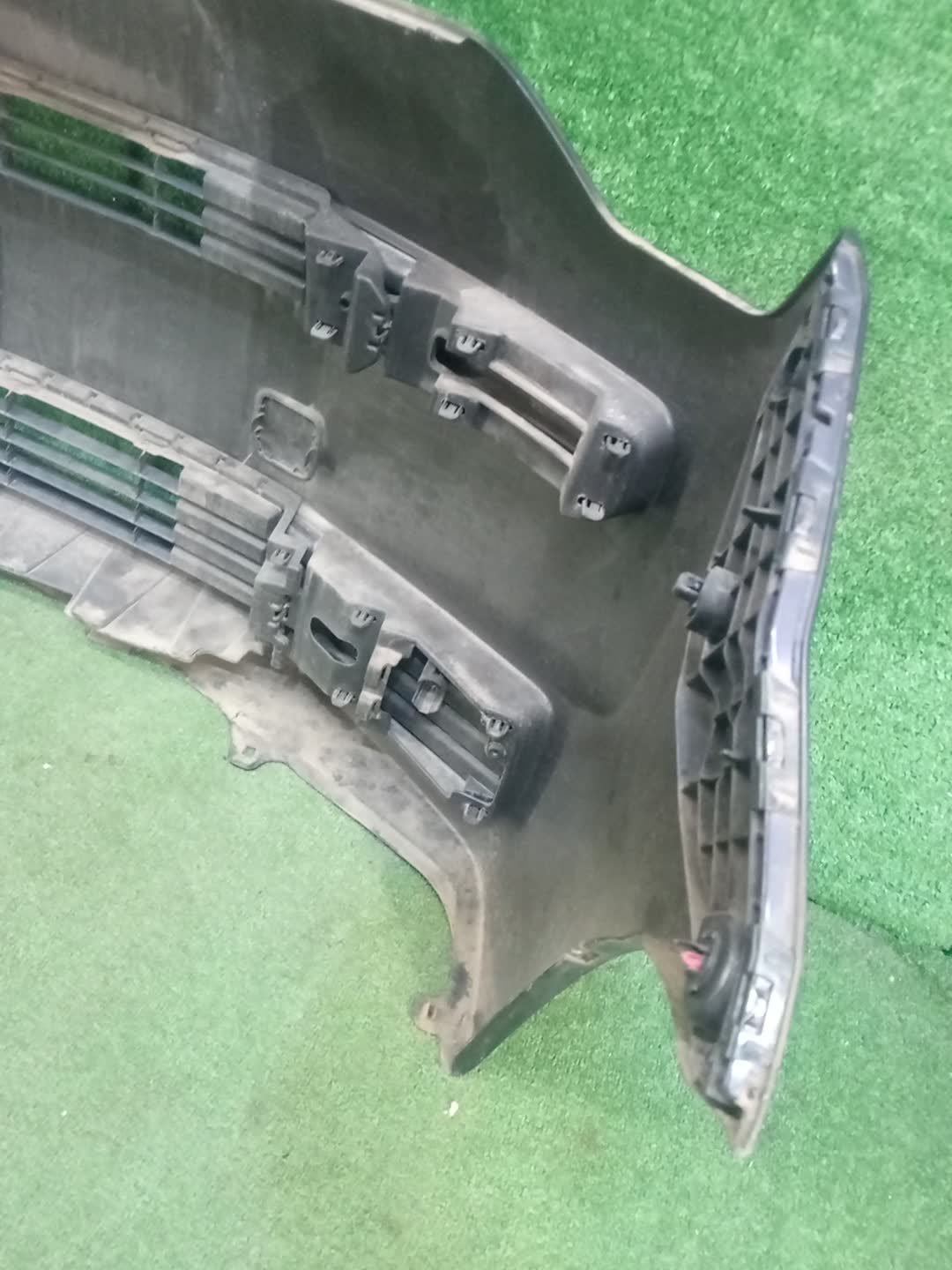 Бампер передний TOYOTA SPADE NCP141 83966 5 ракурс