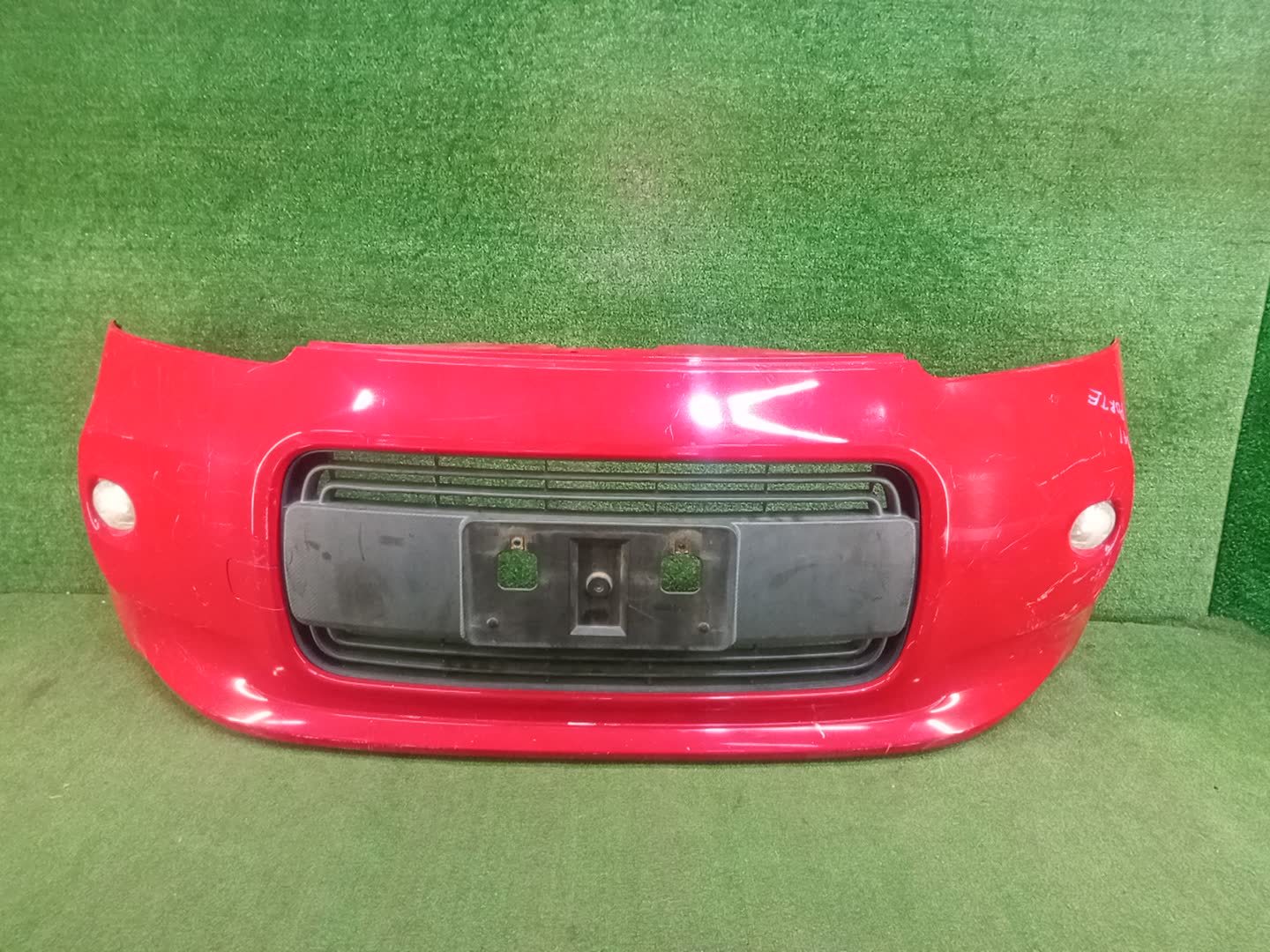 Бампер передний TOYOTA PORTE NCP141 83968 1 ракурс