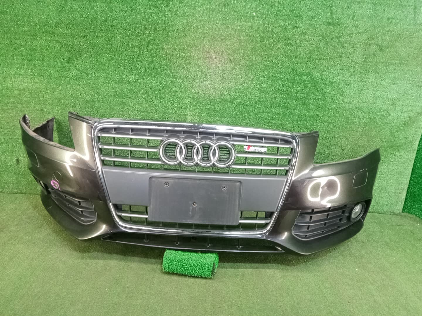 Бампер передний AUDI A4 8K2, B8, 8K5 8K0807105A 1 ракурс