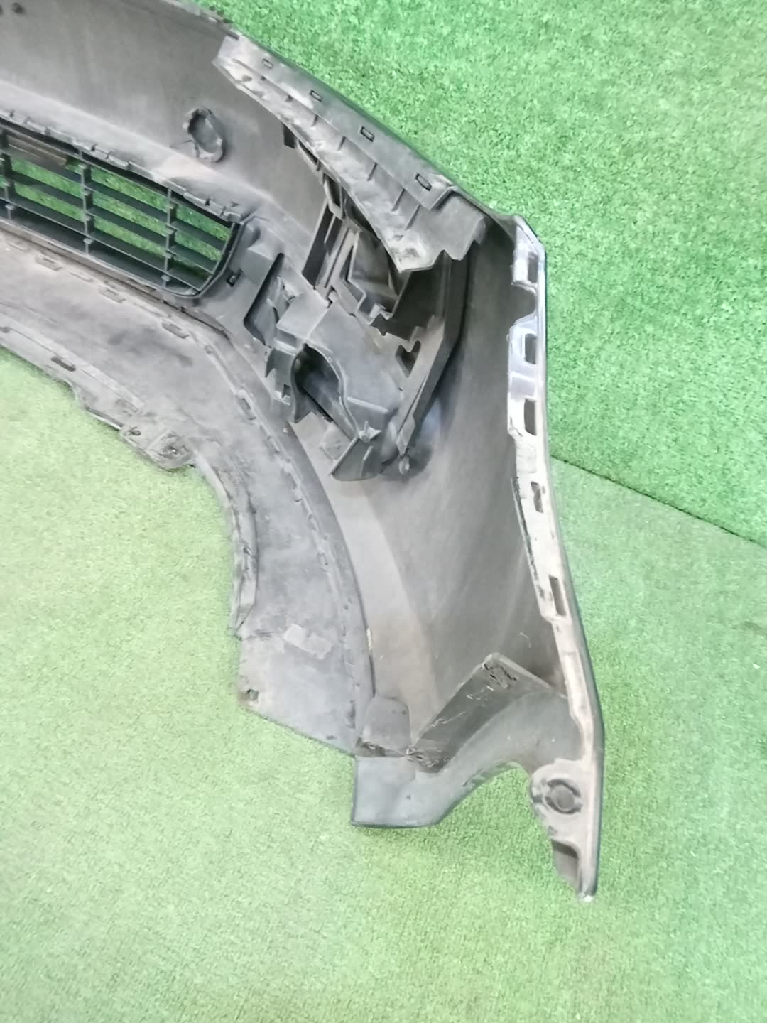 Бампер передний VOLKSWAGEN GOLF 5K1, MK6, AJ5 84657 5 ракурс