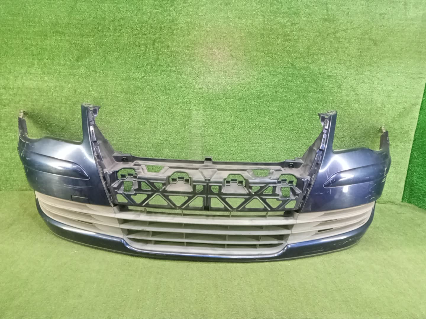 Бампер передний VOLKSWAGEN TOURAN 1T2 84665 1 ракурс