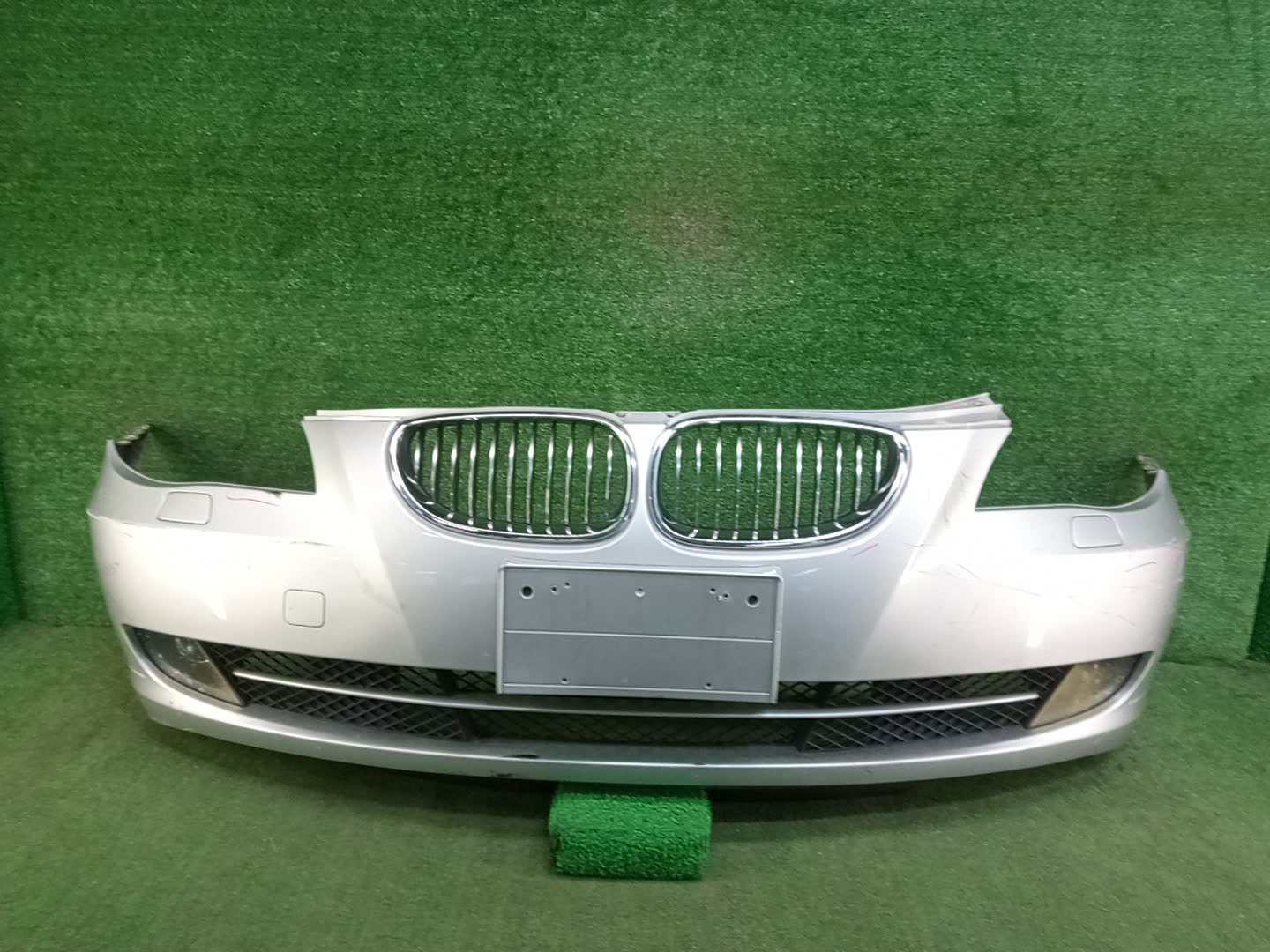 Бампер передний BMW 5-Series, 530i, 540i, 520i, 523i, 525i, 530xi, 545i, 550i, 525xi E61, E60 84669 1 ракурс