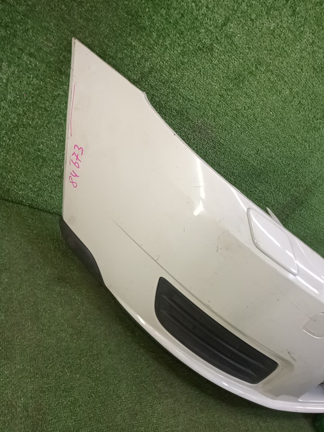 Бампер передний VOLVO V50 MW20, MW67, MW75, MW76, MW77, MW84, MJ68, MJ67, MW50, MW68, MW21, MW, MW38, MW43, MW66 84673 2 ракурс