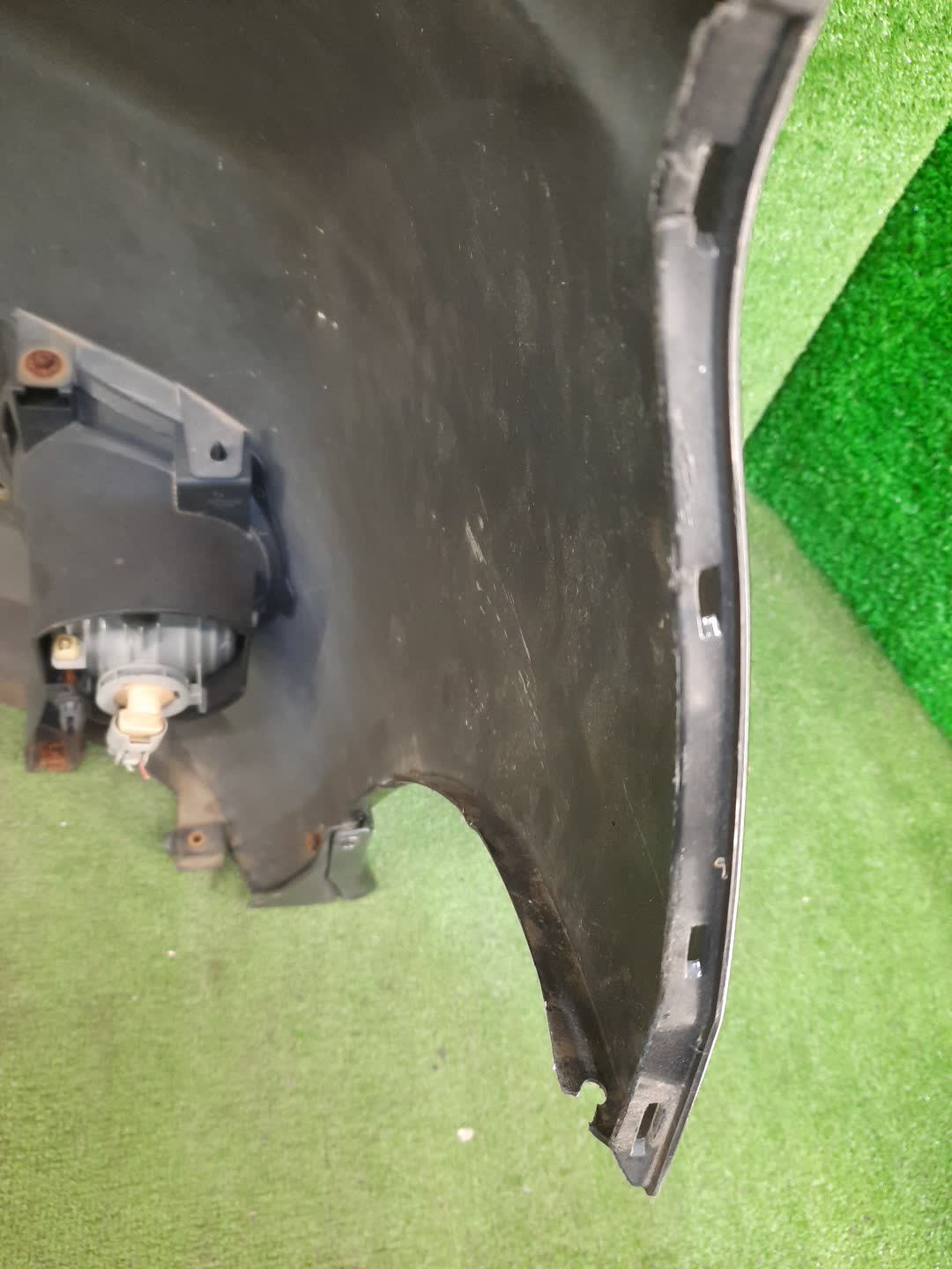 Бампер передний TOYOTA PORTE NNP10, NNP15, NNP11 84704 5 ракурс