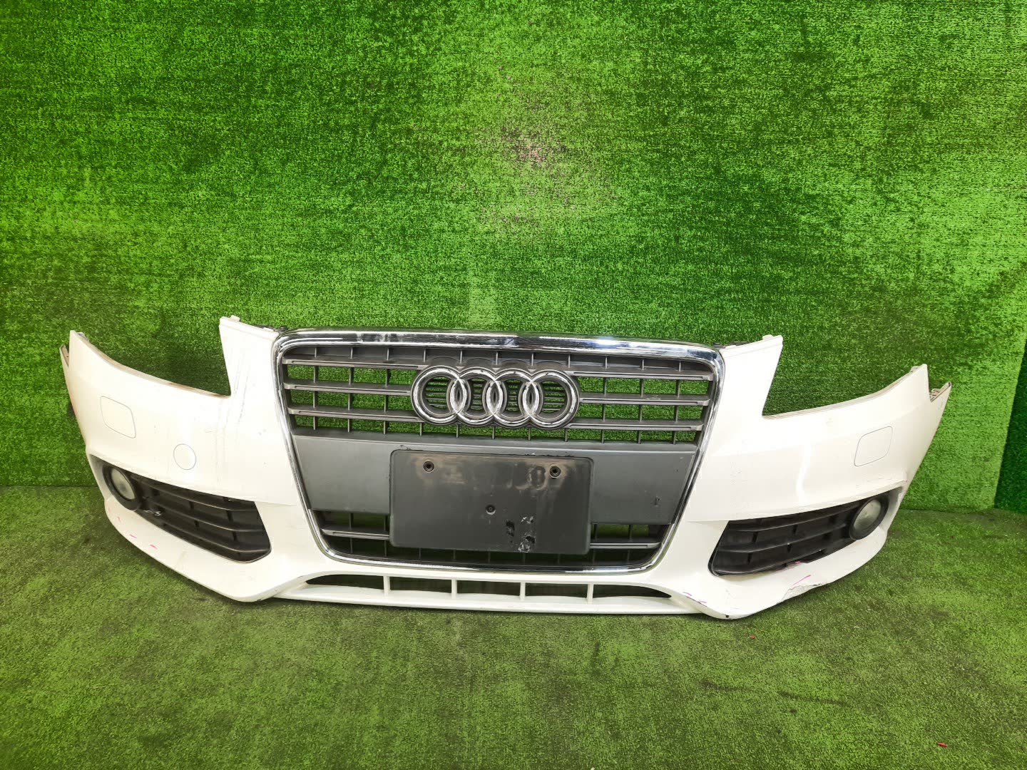 Бампер передний AUDI A4 8K2, B8, 8K5 8K0807105A 1 ракурс