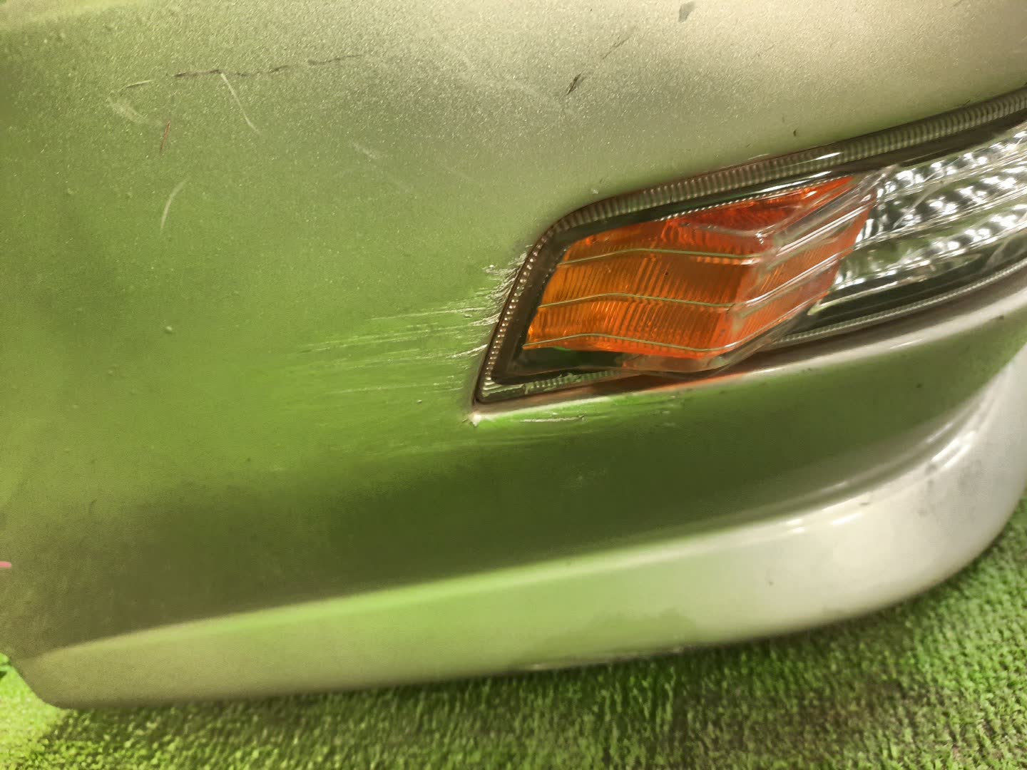 Бампер передний TOYOTA CROWN JZS151, JZS155, GS151, LS151, JZS157, JZS153 84829 3 ракурс