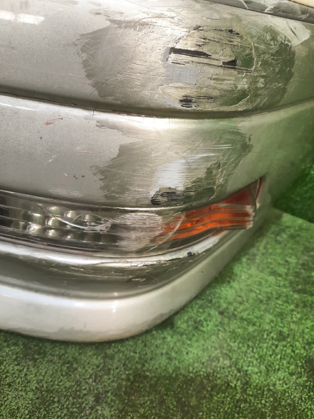 Бампер передний TOYOTA CROWN JZS151, JZS155, GS151, LS151, JZS157, JZS153 84829 5 ракурс