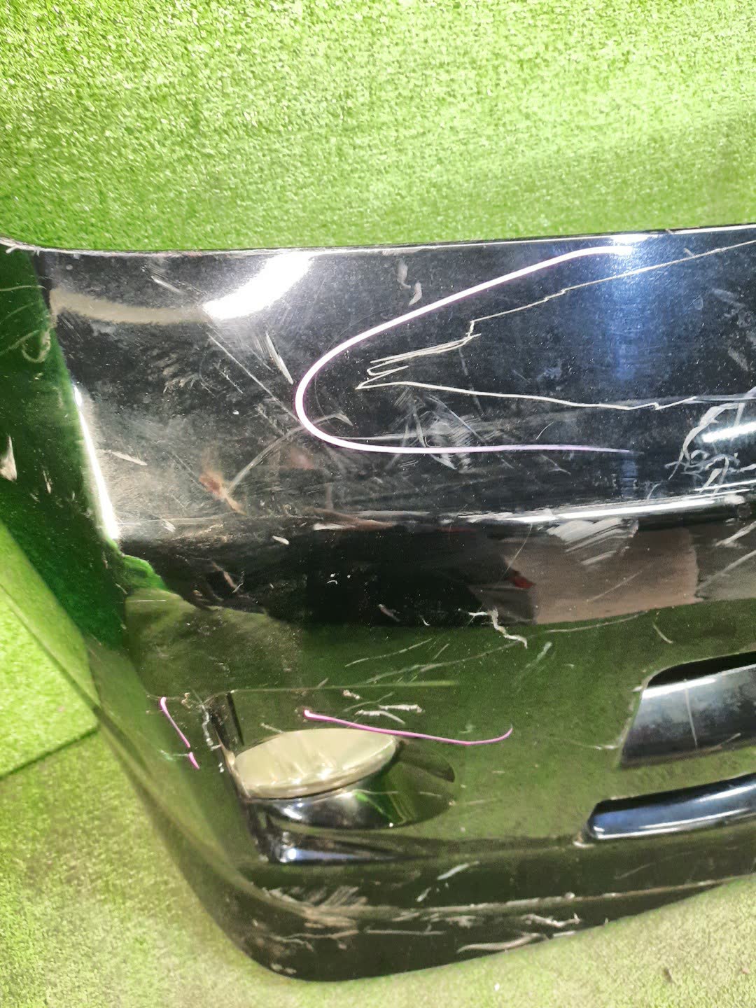 Бампер передний TOYOTA VOXY AZR60G, AZR65G 84830 3 ракурс
