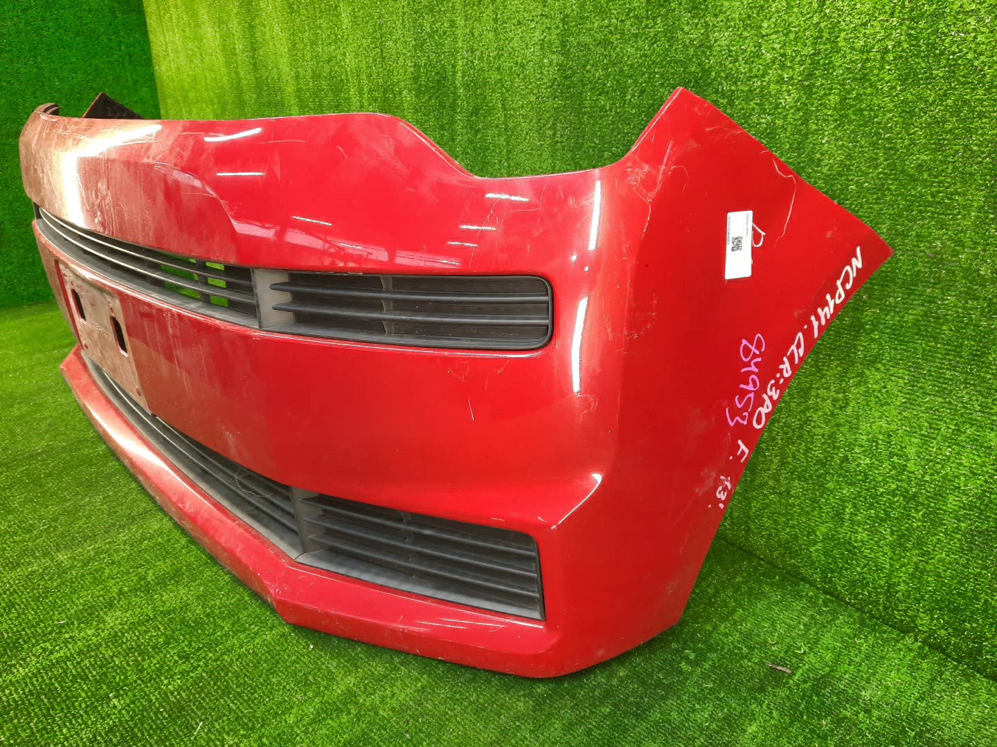 Бампер передний TOYOTA SPADE NCP141 84953 3 ракурс